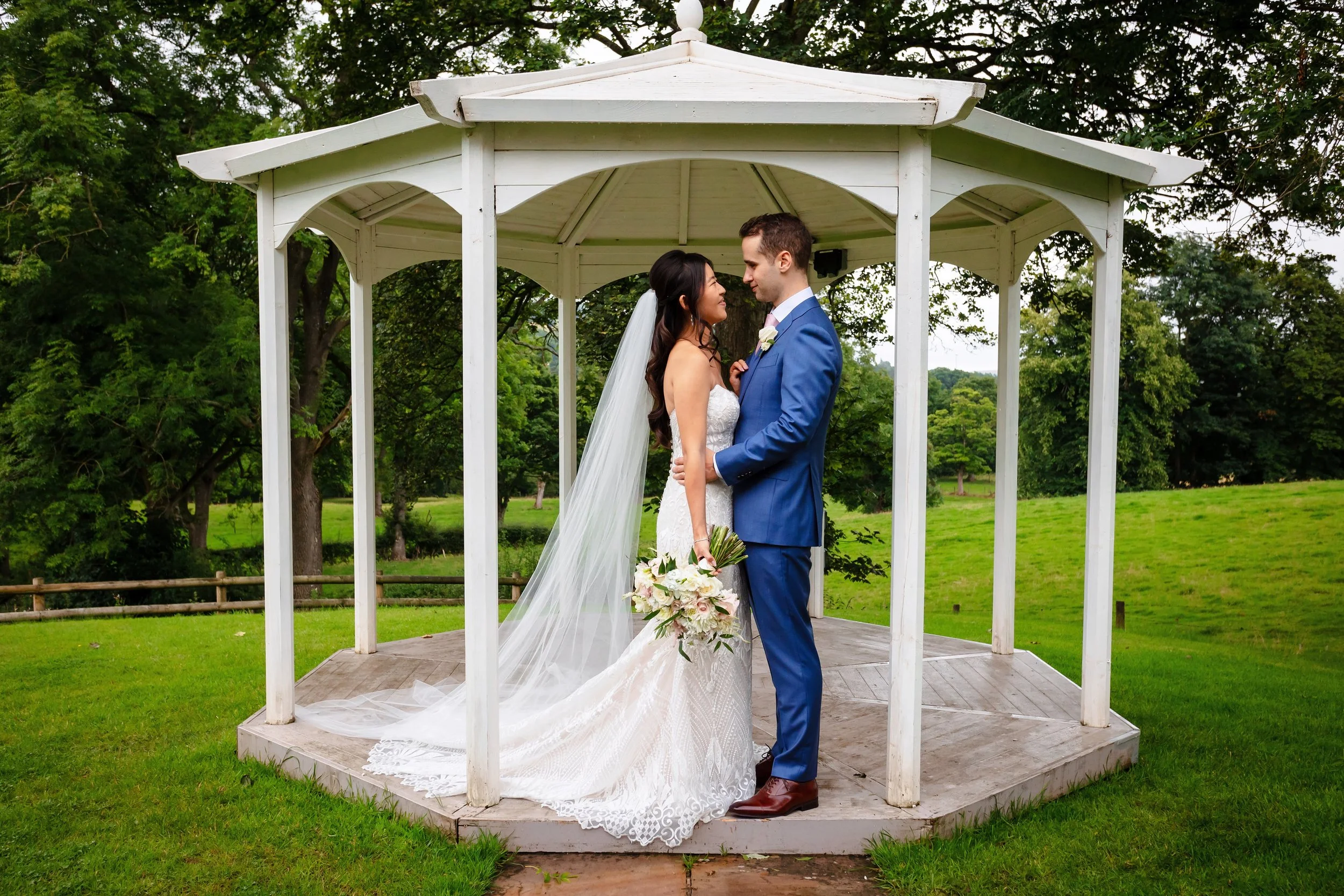 Vicky and Rob-31.jpg