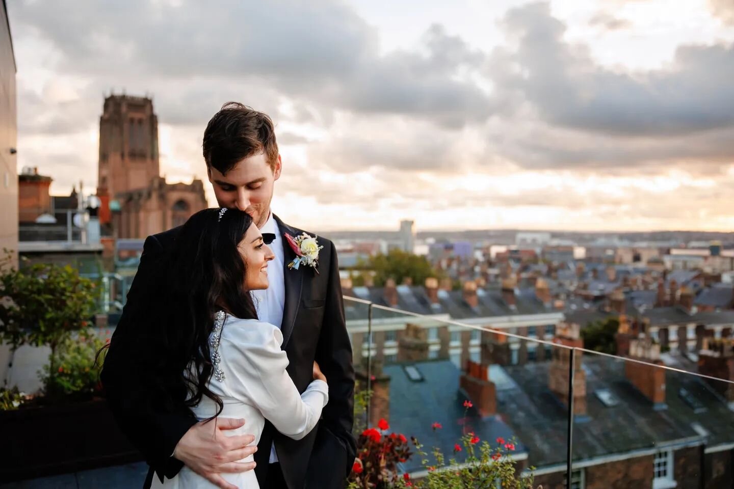 We are back at Hope Street Hotel today for Hayley and Stephens wedding day. It's one of our favourite Liverpool venues, the light and the views are unmatched! ⁠
⁠
Here are a few from Saba and Ed's day last year. Lets hope for more of those sunny, blu