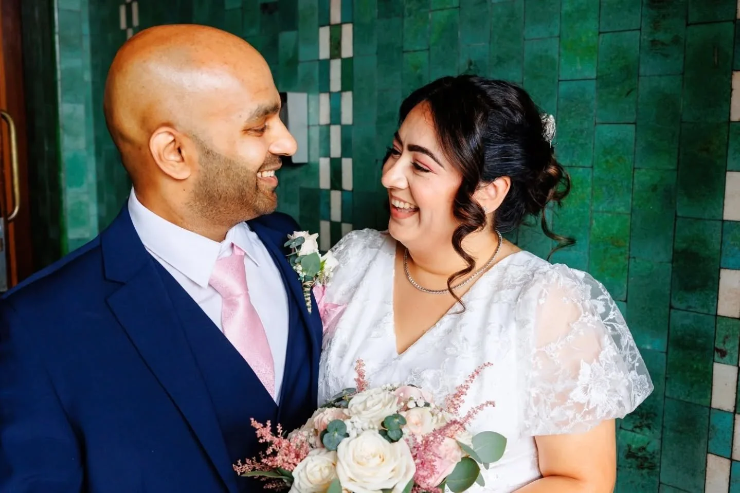 Jessica and Deepal received their final wedding gallery at the weekend! ❤️❤️

They got married at Chadderton town hall in Oldham surrounded by their closest friends and family. I love being part of small intimate ceremonies and capturing the little m