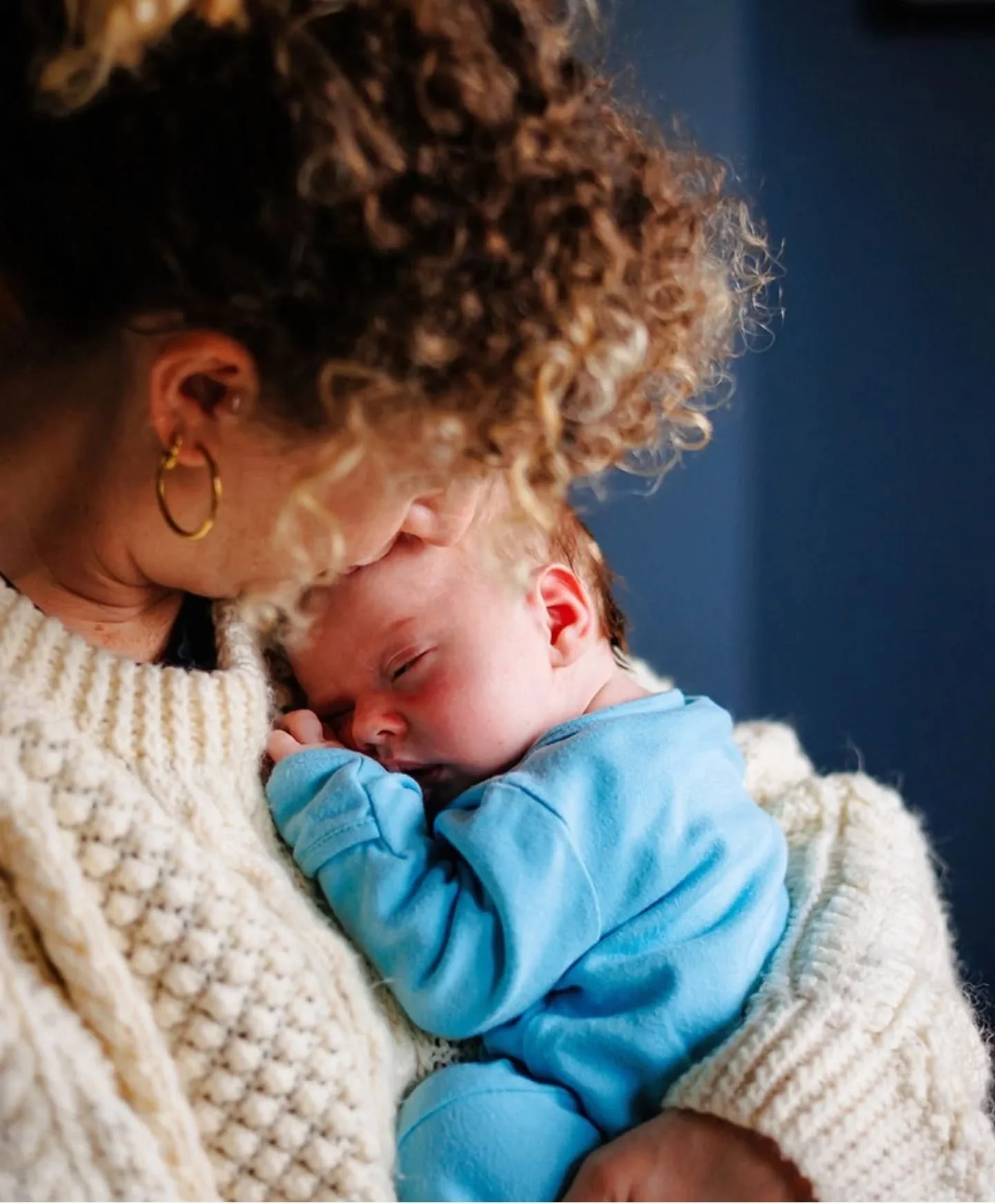 Baby Ralph ❤️⁠
⁠
My home newborn sessions are relaxed and natural. It's all about the snuggles, the tiny hands and the little moments, in the comfort of your own home. I allow plenty of time to allow for nappies and feeds, so you never feel rushed or