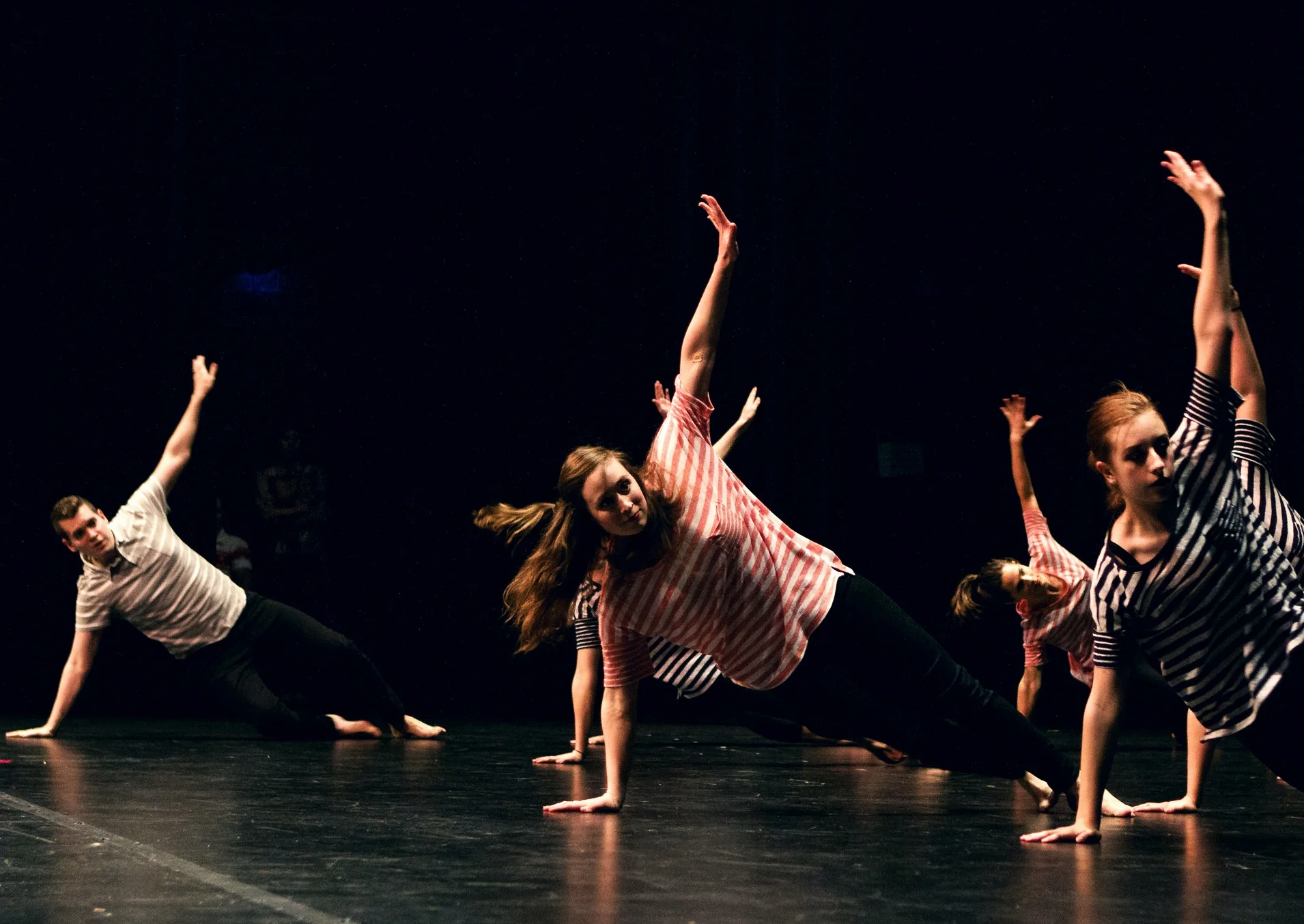 dance_barn_recital_2015_-250.jpg
