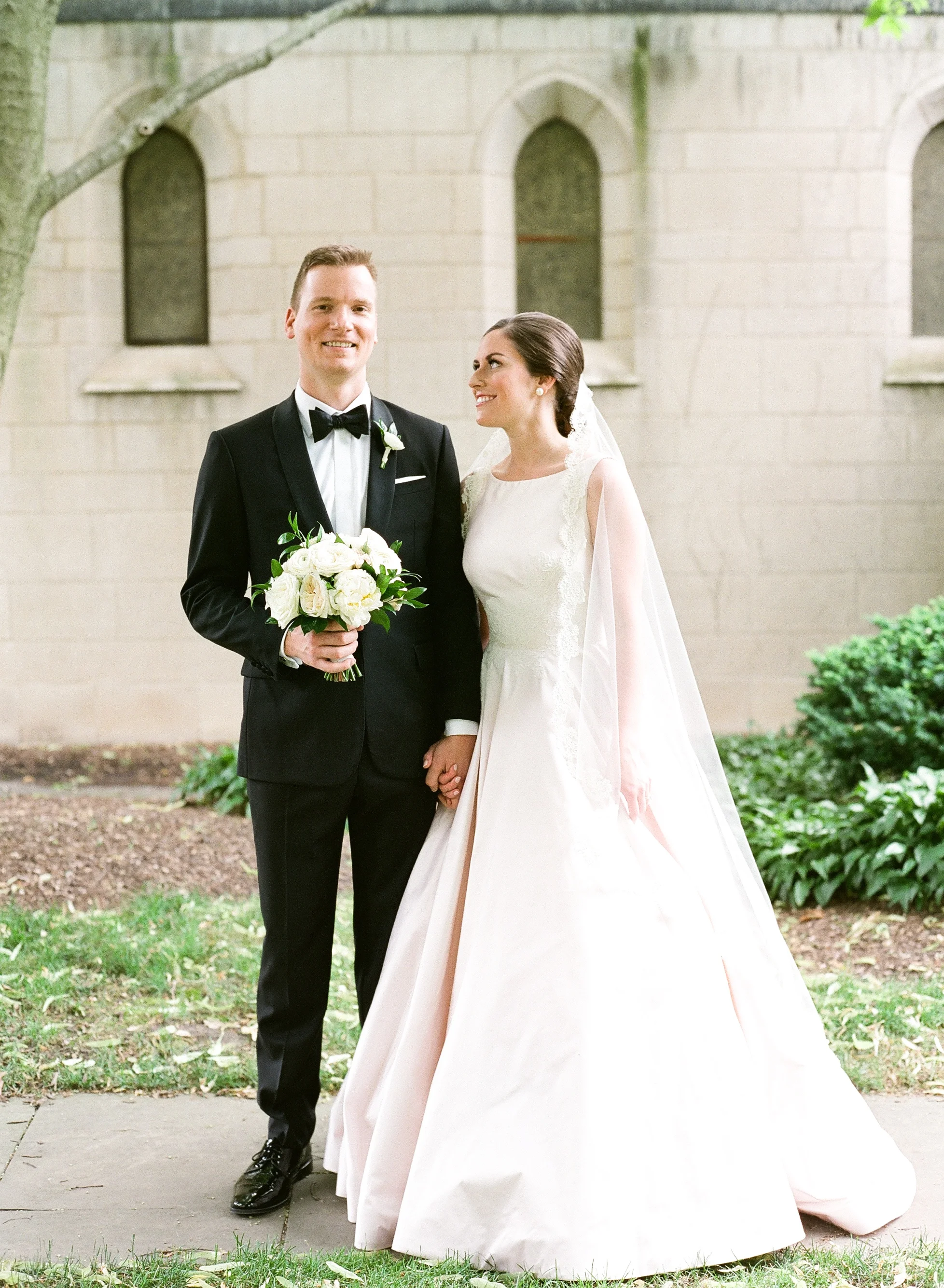 Bonphotage Chicago Fine Art Wedding Photography - Halim Time &amp; Glass Museum - Caroline &amp; Andrew