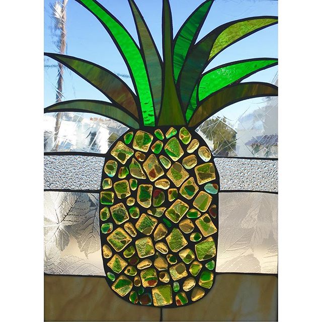  Aloha! Pineapple stained glass recently completed for a private residence. A perfect housewarming gift. 