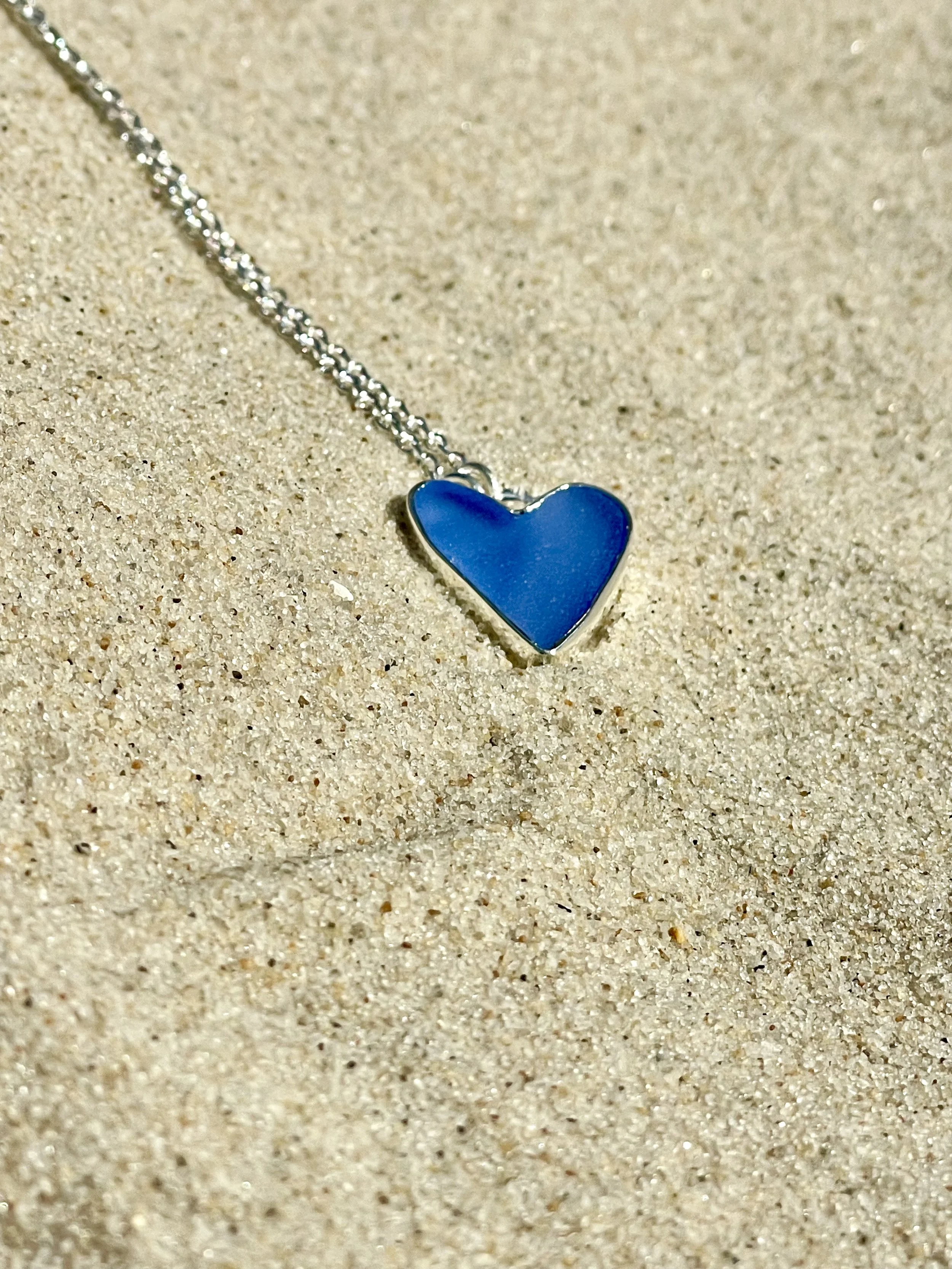 mariner_blue_seaglass_heart_pendant.jpeg