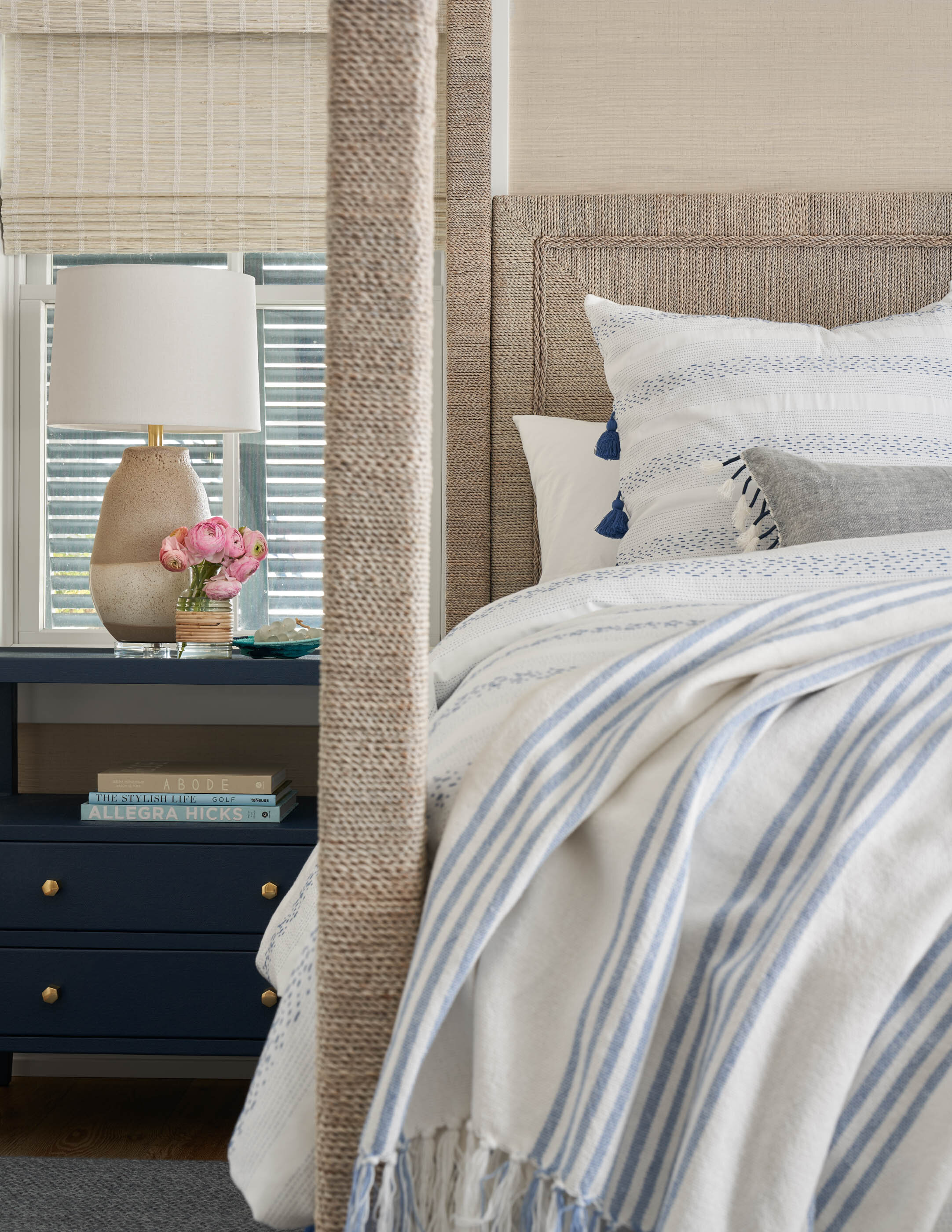 Canopy bed, night stand and textured lamp