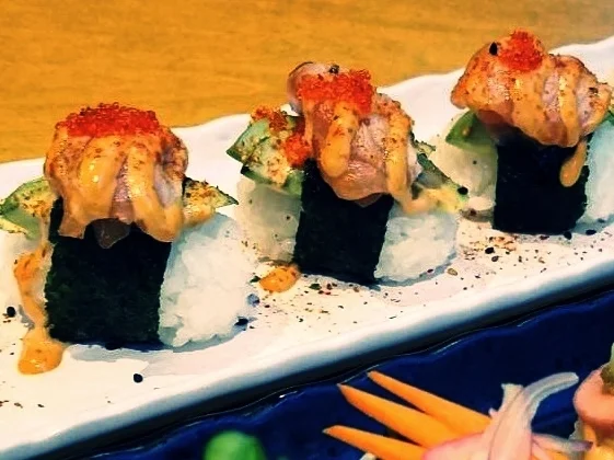 Spicy Salmon/Tuna Rice Balls (5pcs) $15