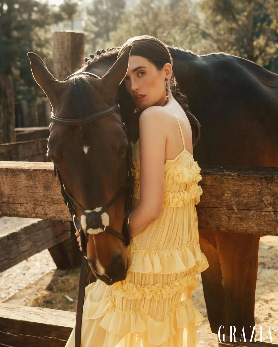 Feliz con mi nueva portada para @grazia_magazine_bg vistiendo diseño mexicano ❤️ gracias al equi (1).jpg