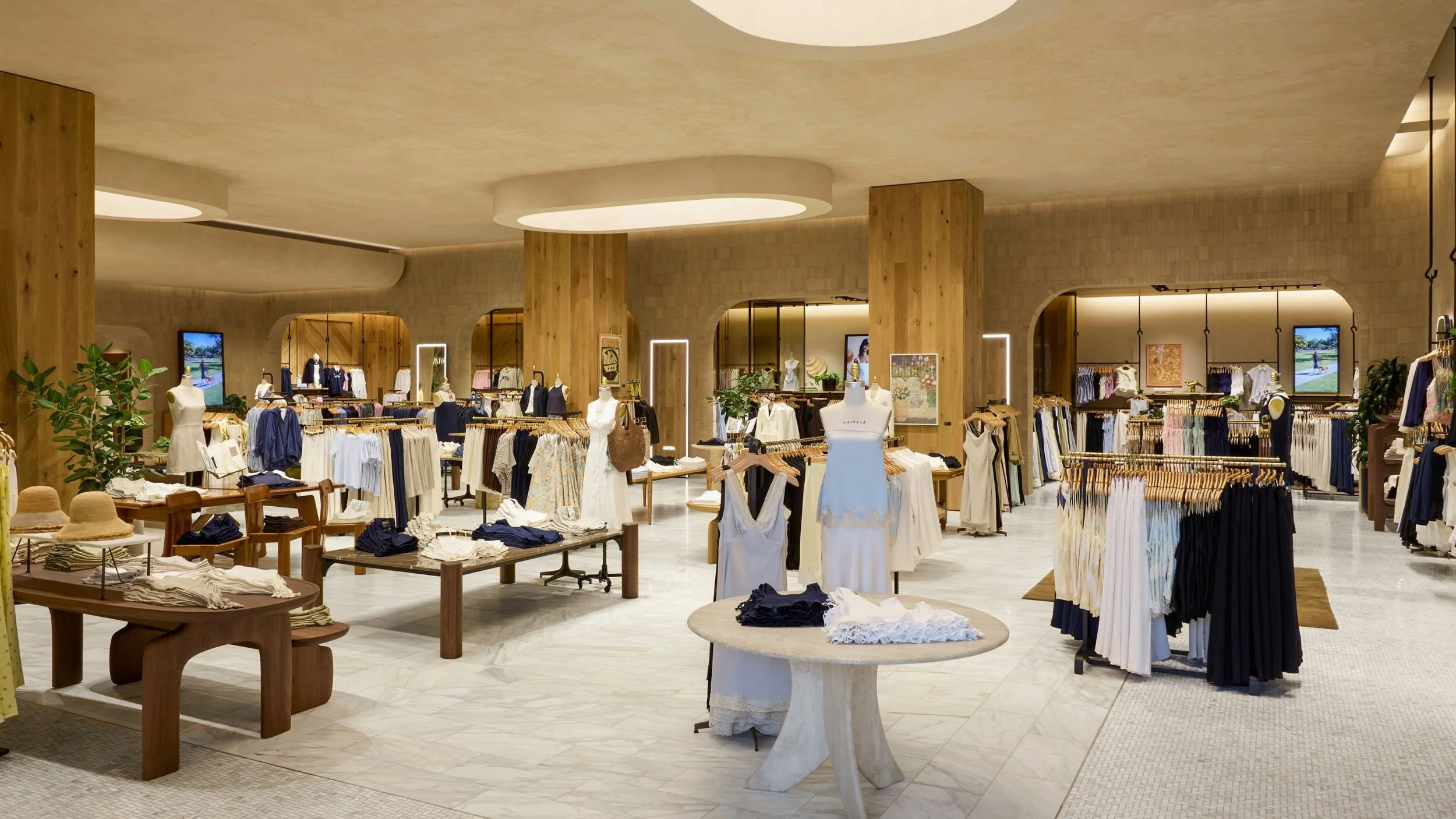 Aritzia Oakridge Park_Web_2500x1406px (1).jpg