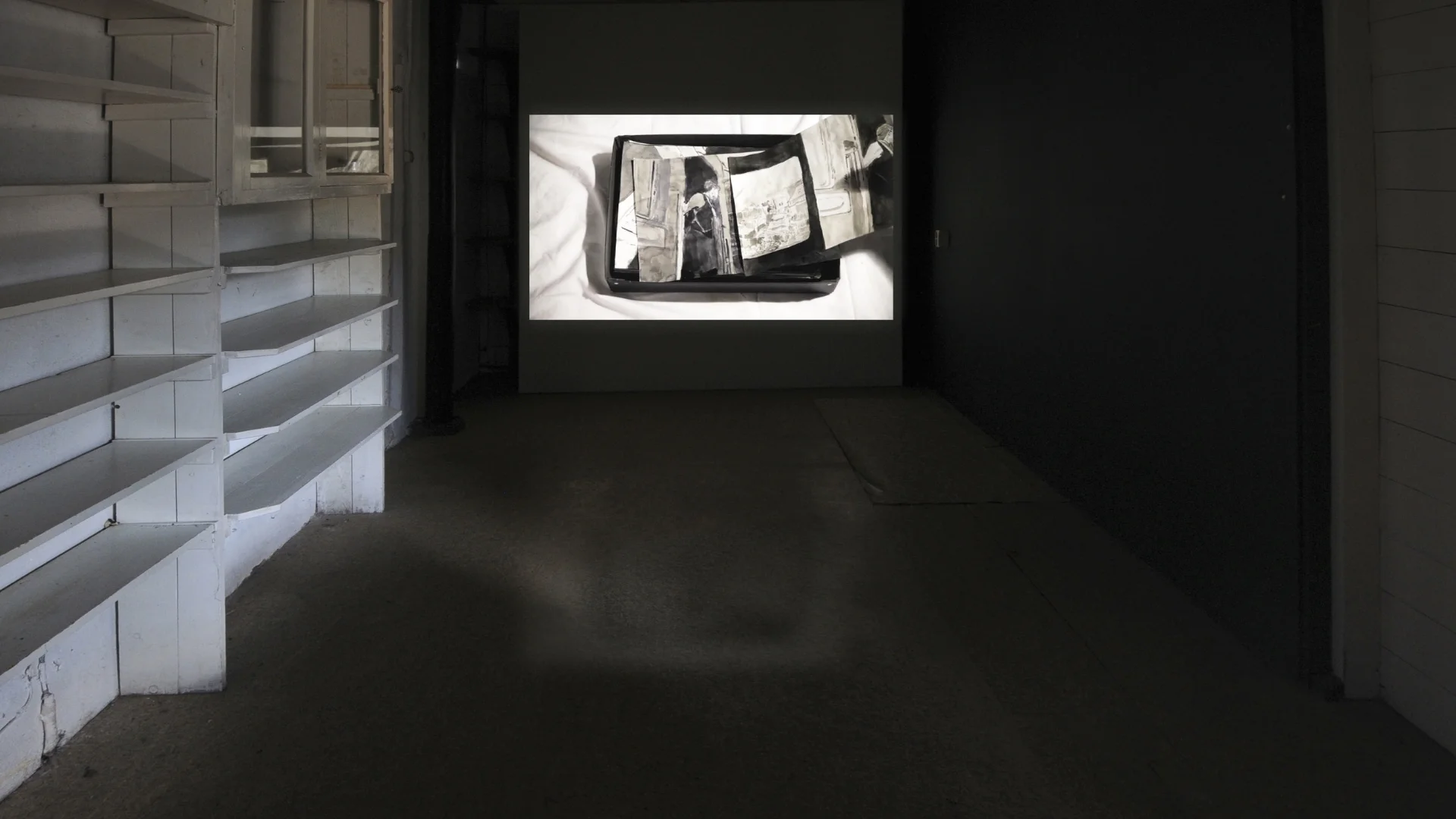 ''Meeting the Pied Piper in Brasov, a paper prologue" at Diepenheim Kunstvereniging, Holland