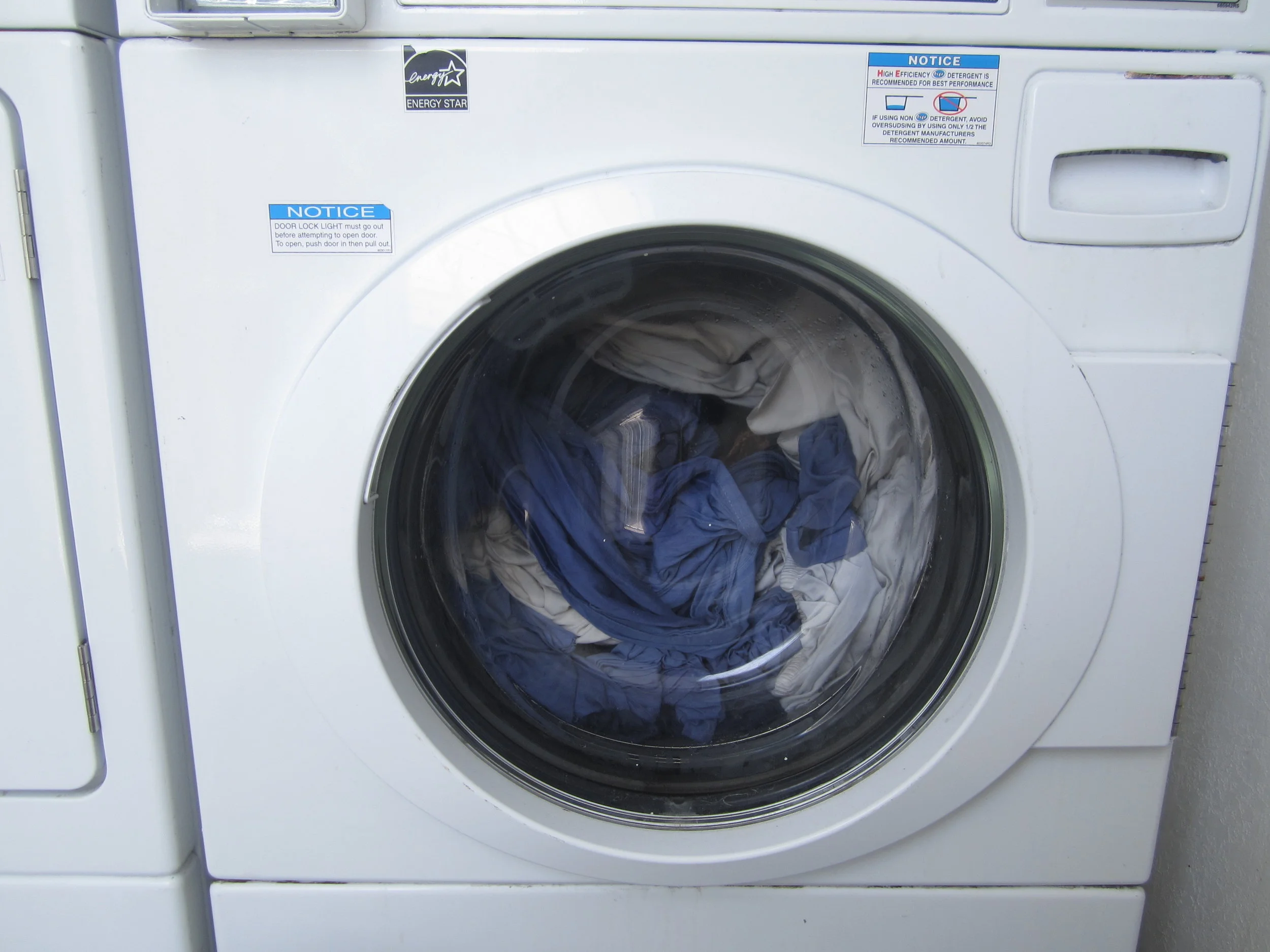 My Attempt to Dye White Dingy Sheets — SajaEgo DIY Fashion Sewing