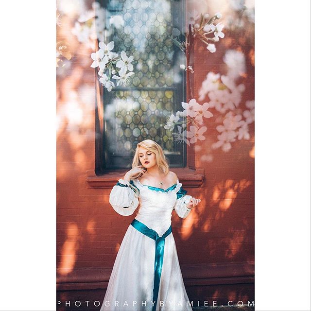 Odette of ‘Swan Princess’
Cosplayer is @caleighallen
.
.
.
Want to book with me at a convention or on location? Send me a DM for pricing and availability! Currently booking Anime NYC; upcoming bookings are HolMat, MAGfest, and Katsucon!
.
.
.
#swanprincesscosplay #swanprincess #theswanprincess #theswanprincesscosplay #odette #odettecosplay #swanprincessodette #odetteswanprincess #odettecosplayer #cosplayportrait #cosplayphotographer #cosplayphotography #photographybyamiee #newenglandcosplayphotographer #nikon #d810 #sigma35mmart #lightroom #vsco #dragoncon #dragoncon2018 #dragonconcosplay