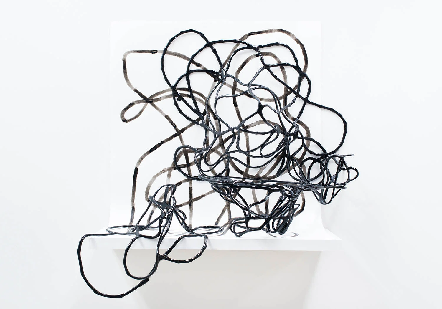 Gabrielle Adamik | Threads and Traces