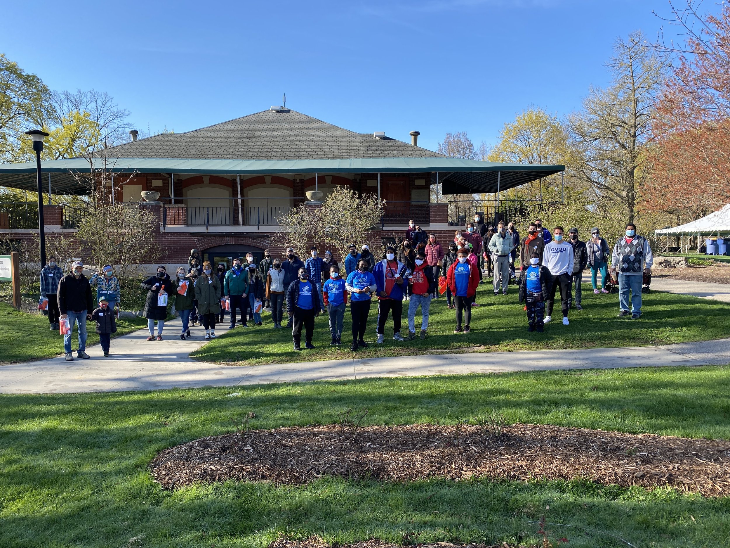 Volunteers at John Ball Zoo