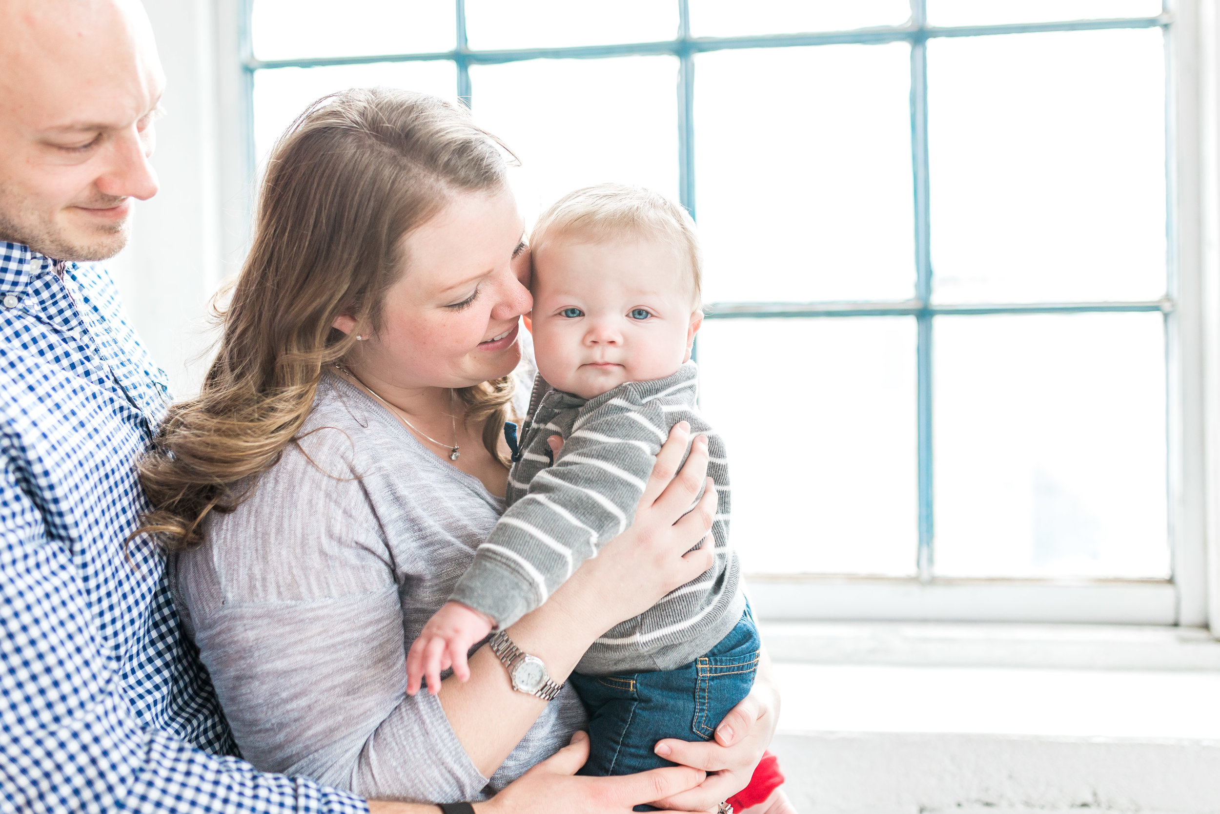 Laurenda Marie Photography Blog | Family Lifestyle Session | 6 Month Baby | Studio Session