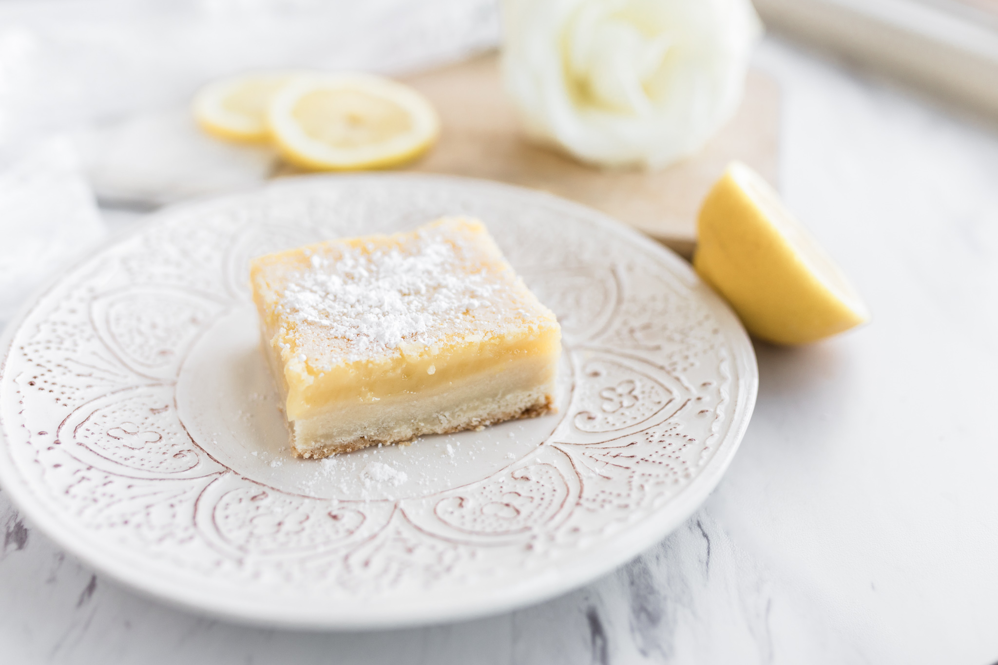 Easy homemade lemon bar recipe