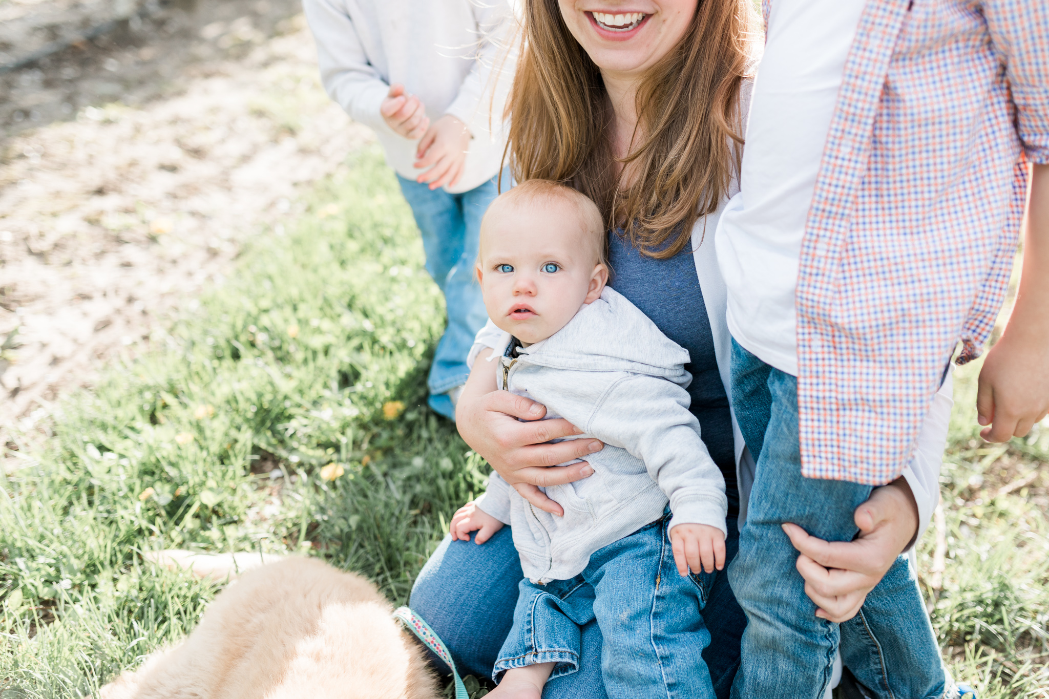 Family Mini Session | Brothers | What to Wear | Family Photos | Orchard with Spring Blooms | Laurenda Marie Photography