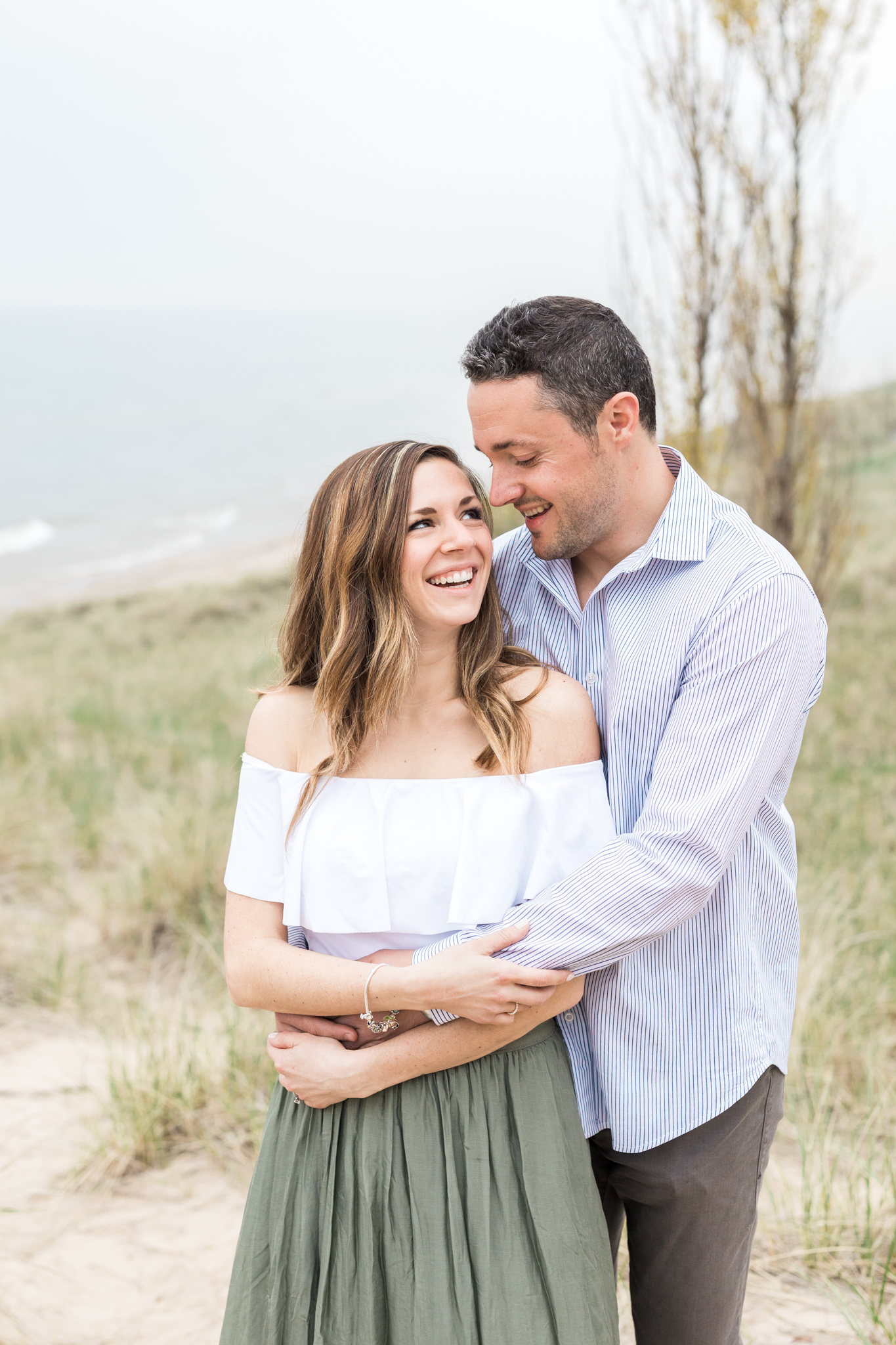 Lake Michigan Beach Engagement Session | Laurenda Marie Photography