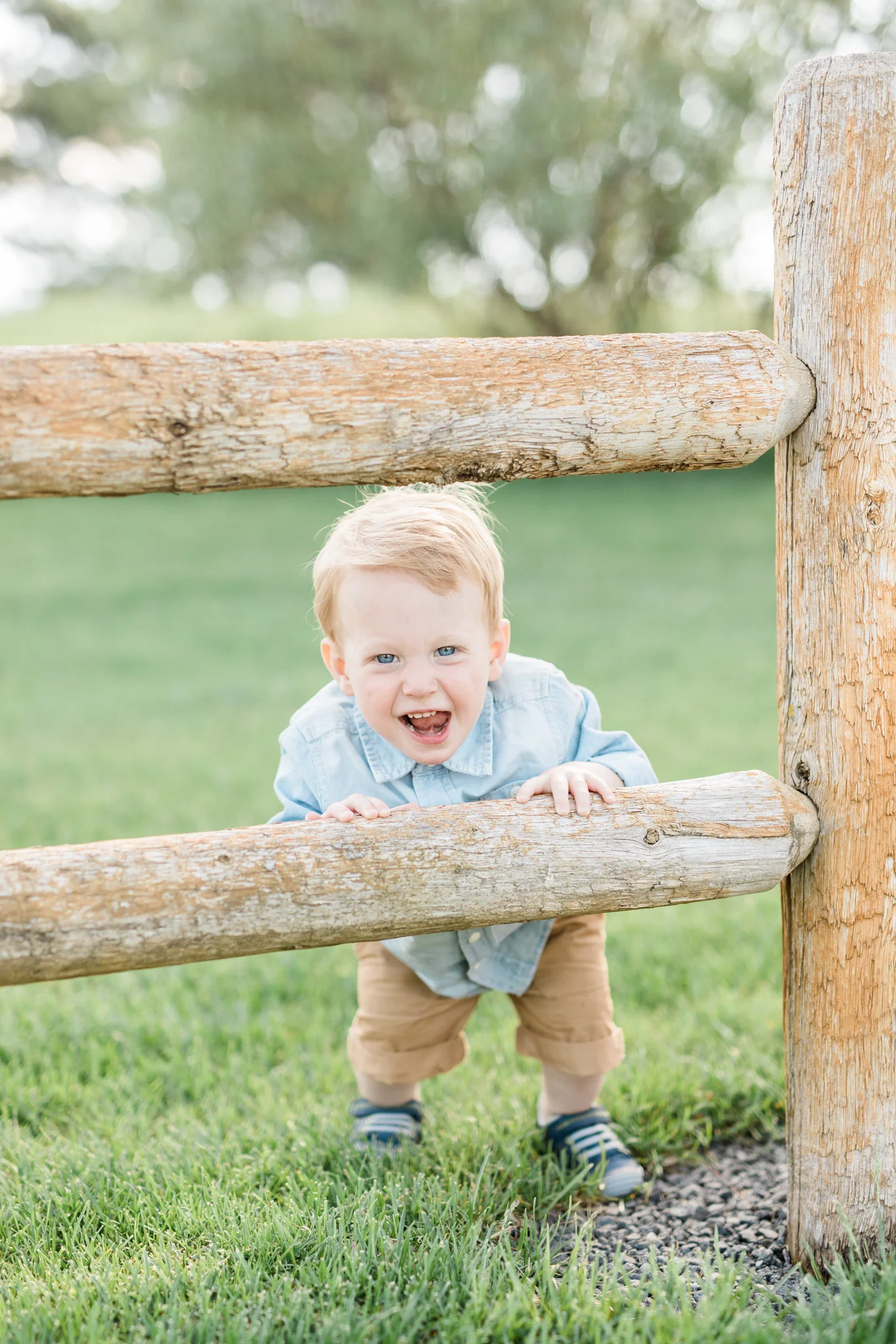 Mommy and Me | What to Wear | Light and Airy Wardrobe | Pregnant | Maternity | West Michigan Maternity Photographer
