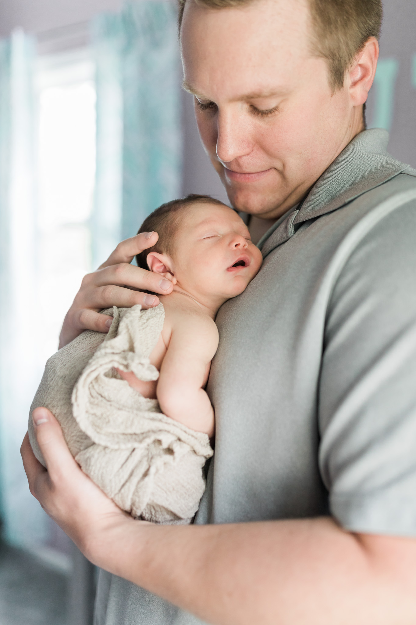 In Home Newborn Lifestyle Session for Baby Girl | Laurenda Marie Photography