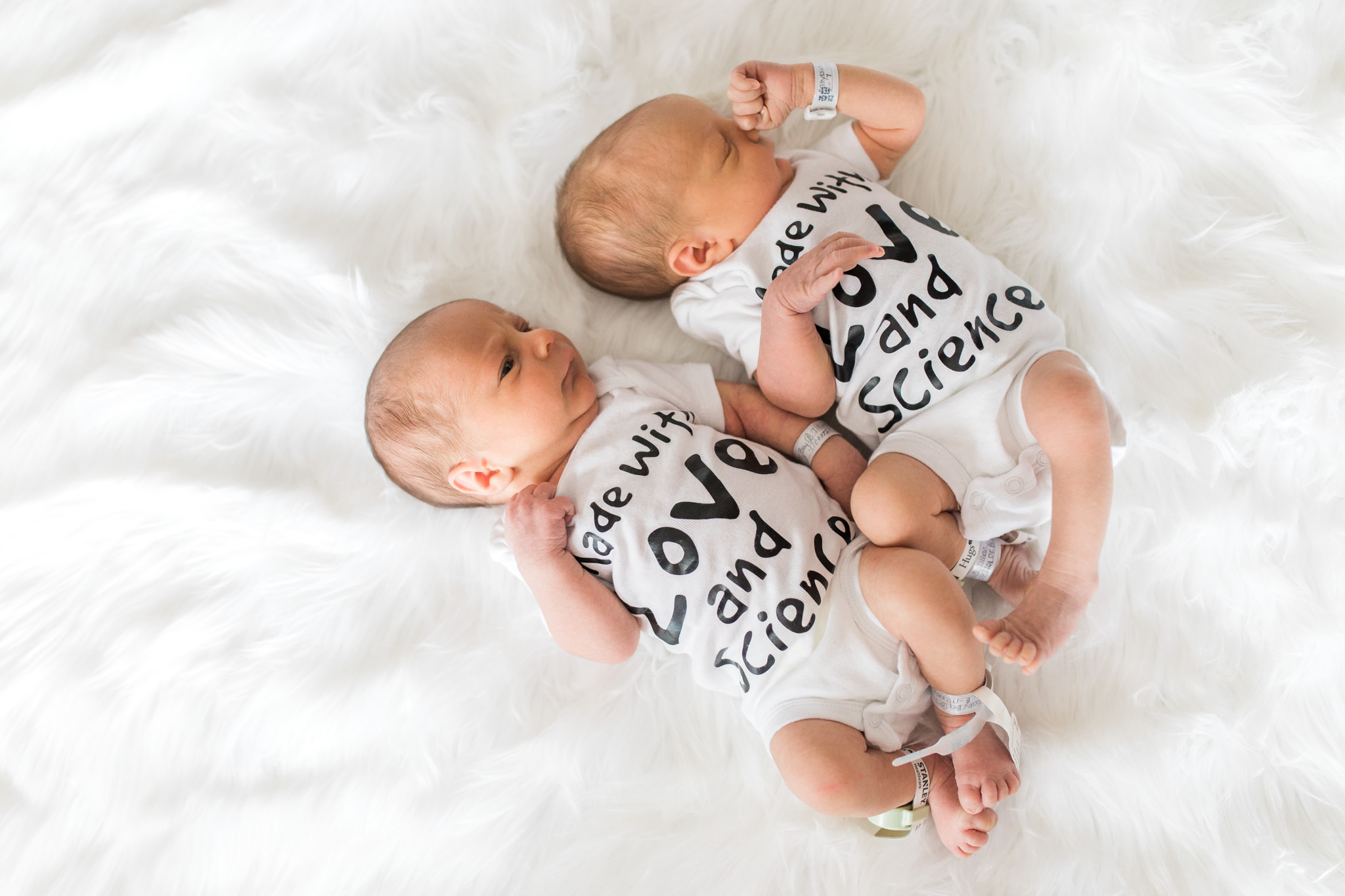 Newborn twins Fresh 48 Session in Hospital | Laurenda Marie Photography | Grand Rapids Michigan