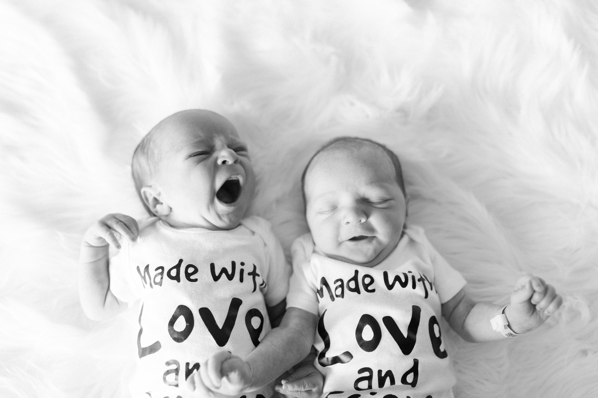 Newborn twins Fresh 48 Session in Hospital | Laurenda Marie Photography | Grand Rapids Michigan