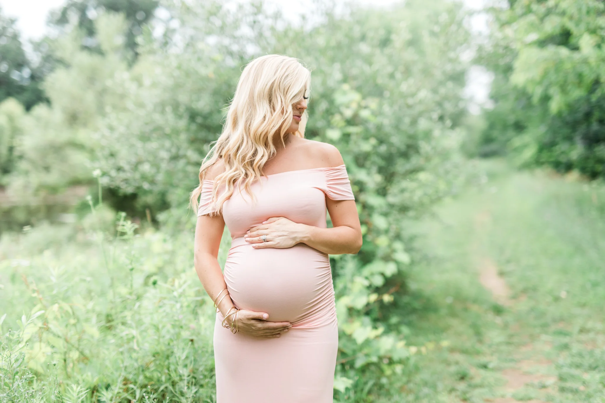 Beautiful Outdoor Maternity Session | Nicole & Will | Rockford, Michigan