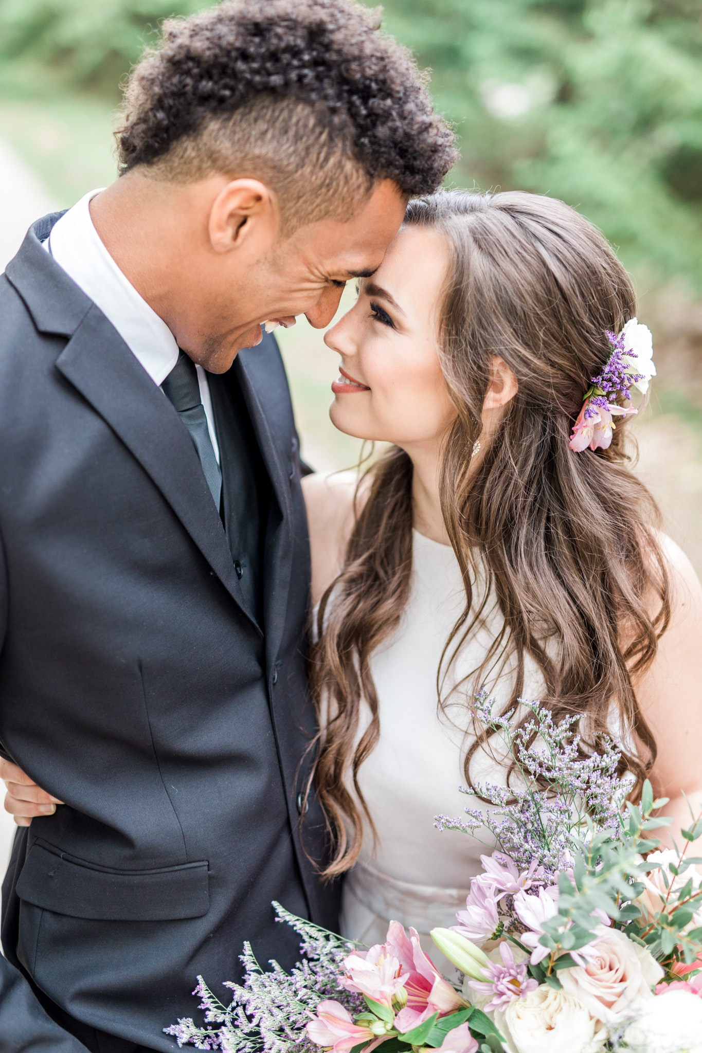 Styled Wedding Shoot at Gable Hill Barn | Elegant Chic Wedding | Laurenda Marie Photography | West Michigan Wedding Photographer |