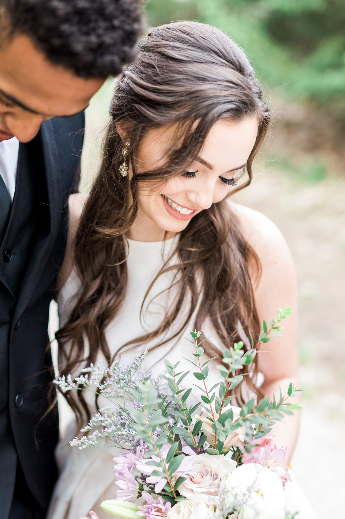 Styled Wedding Shoot at Gable Hill Barn | Elegant Chic Wedding | Laurenda Marie Photography | West Michigan Wedding Photographer |