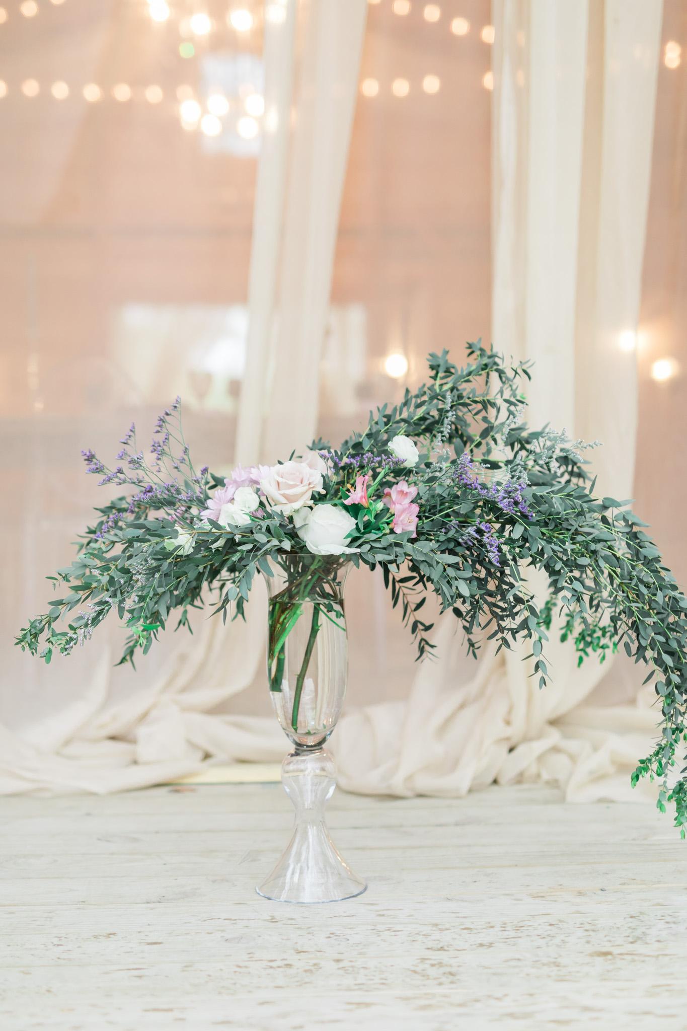 Styled Wedding Shoot at Gable Hill Barn | Elegant Chic Wedding | Laurenda Marie Photography | West Michigan Wedding Photographer |