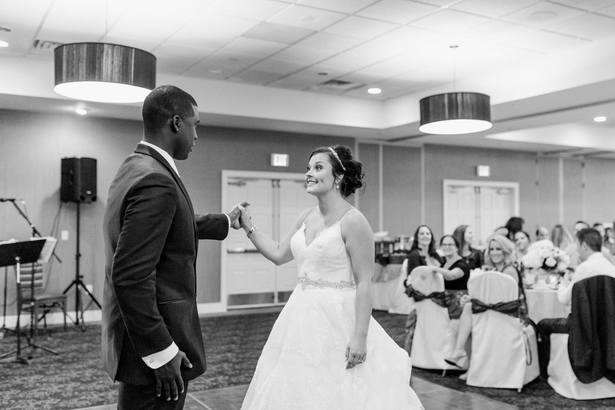 Nautical Dockside Michigan Wedding | West Michigan Wedding Photographer | Laurenda Marie Photography 