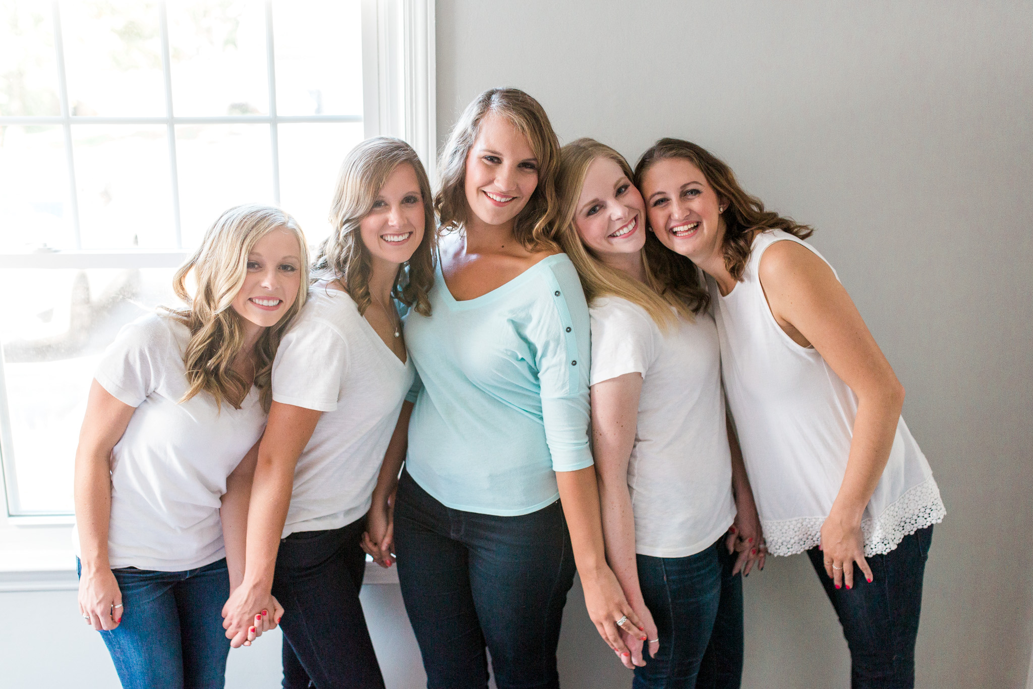 Best friends | Spa Day with Bridal Party | Natural Beauty Products | Floral Robes | Girls Night | Giveaway!