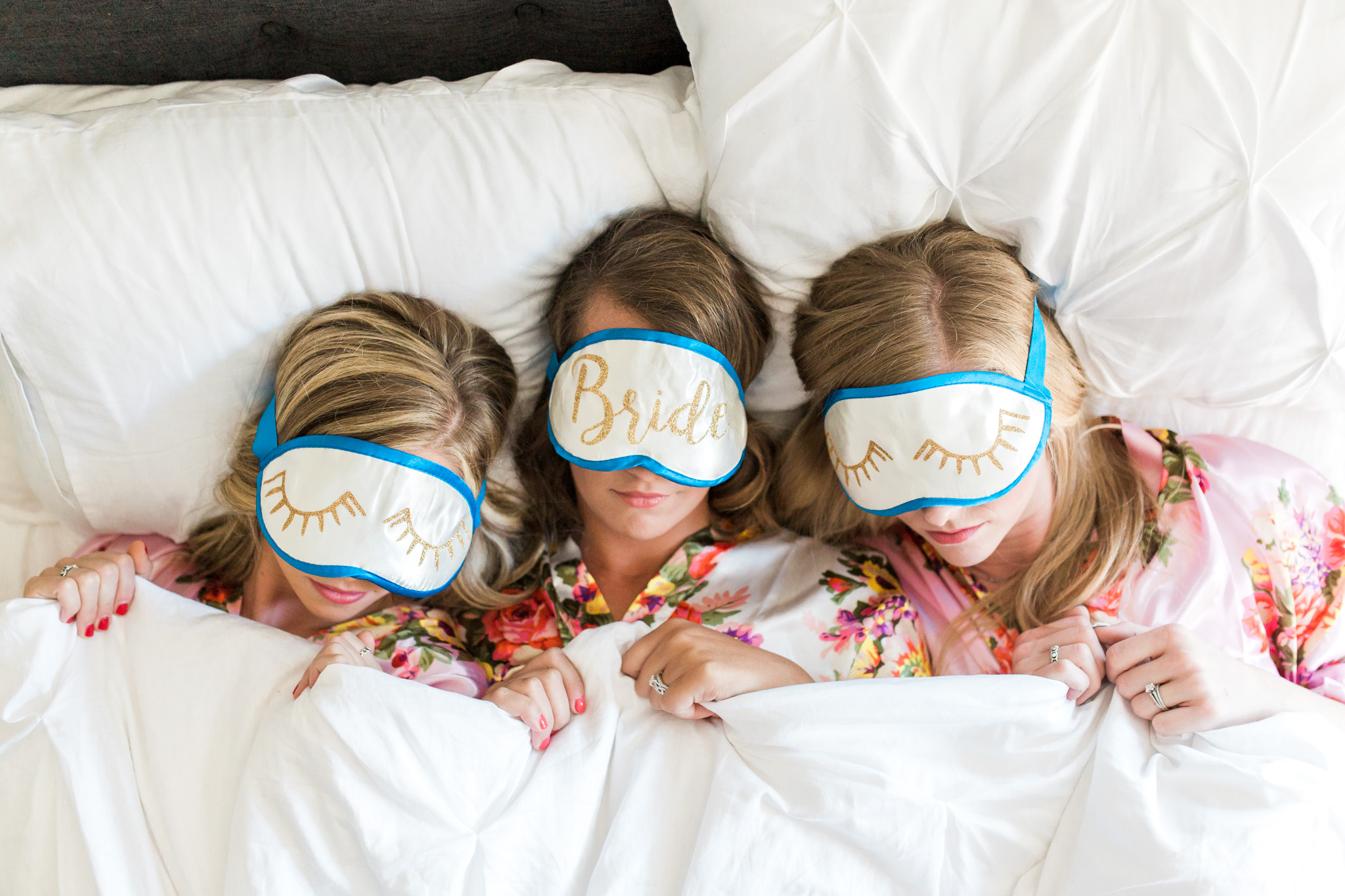 Best friends | Spa Day with Bridal Party | Natural Beauty Products | Floral Robes | Girls Night | Giveaway!