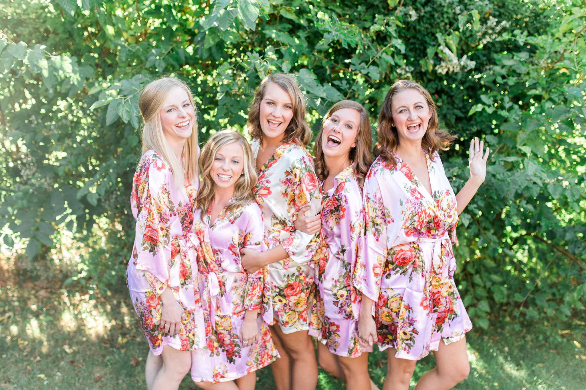 Best friends | Spa Day with Bridal Party | Natural Beauty Products | Floral Robes | Girls Night | Giveaway!