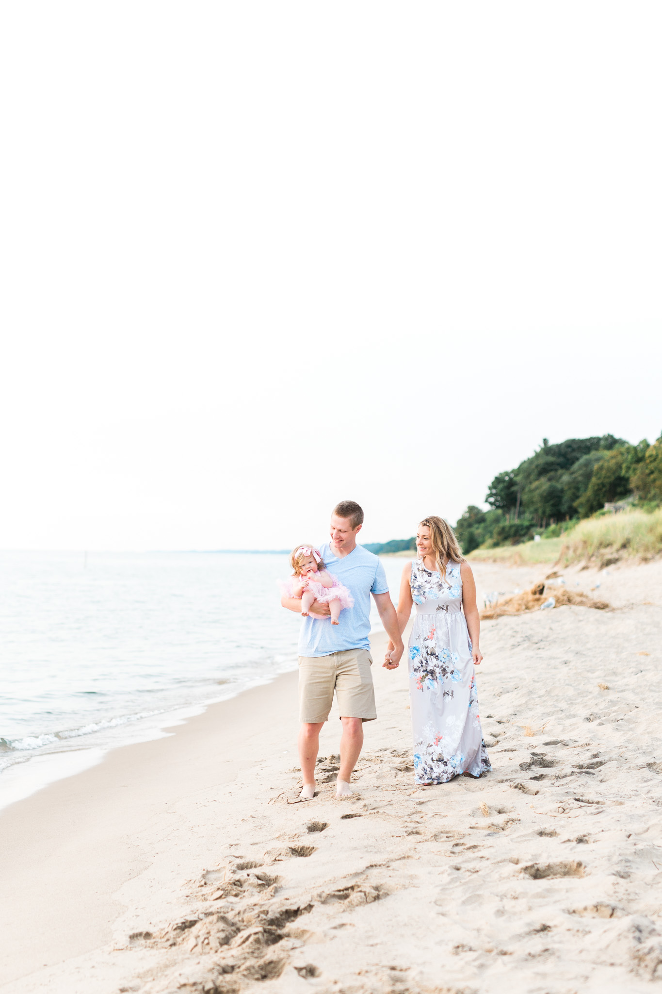 First Birthday Session on the beach | Laurenda Marie Photography | Michigan Family Photographer