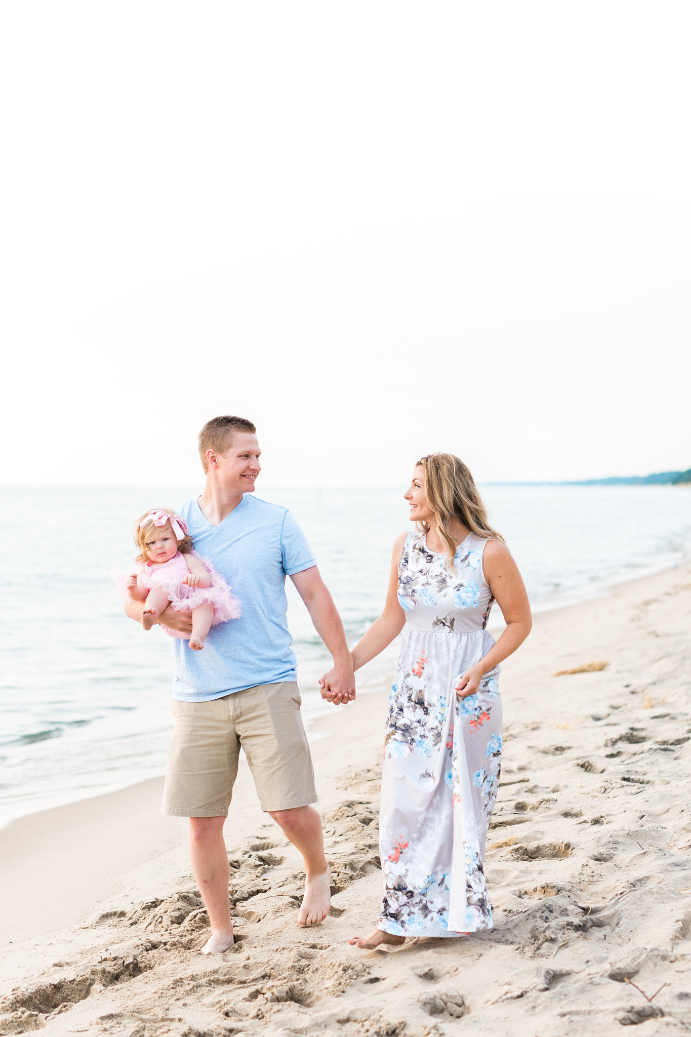 First Birthday Session on the beach | Laurenda Marie Photography | Michigan Family Photographer