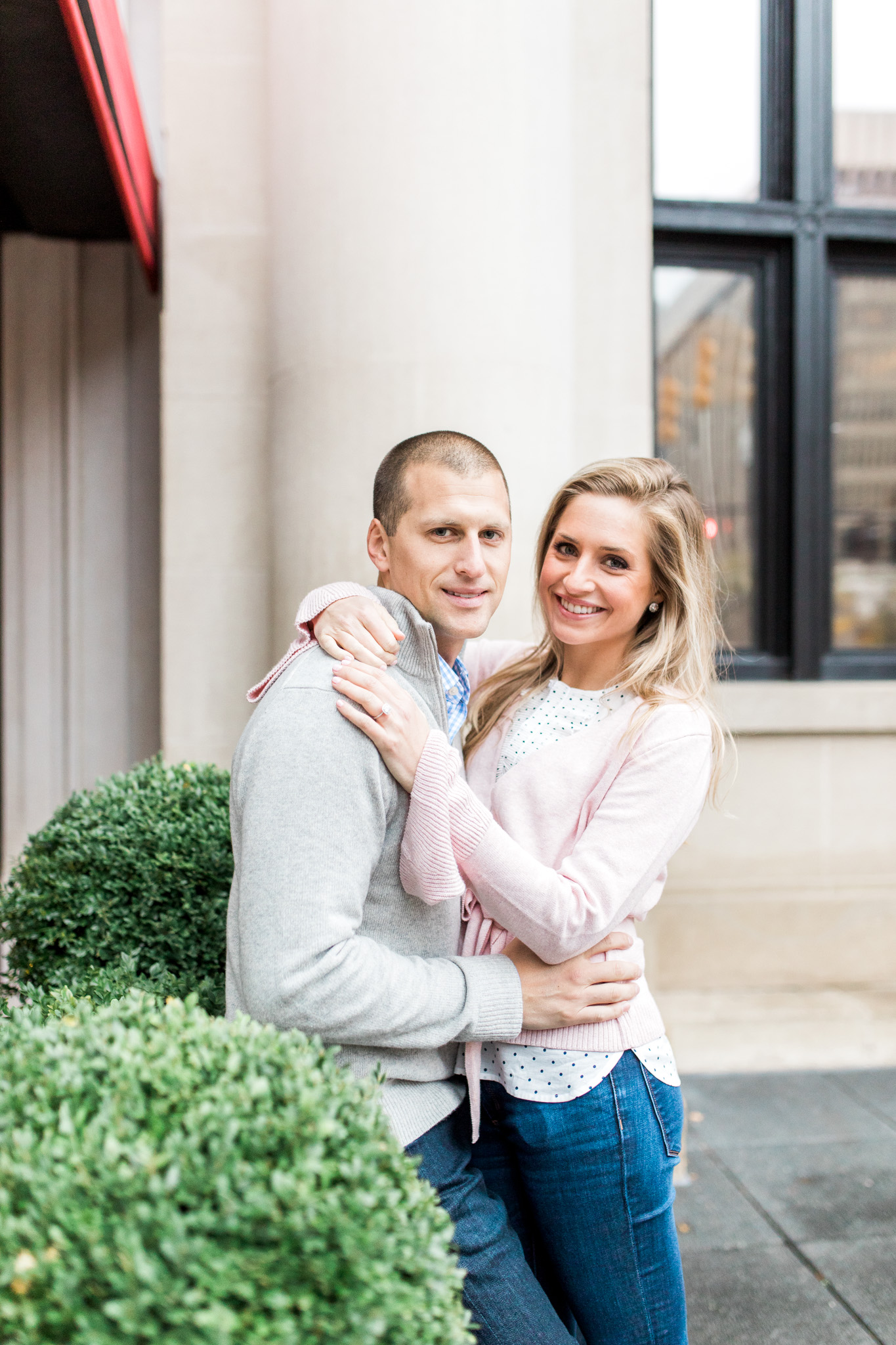 Romantic downtown engagement session | Laurenda Marie Photography | Grand Rapids, Michigan