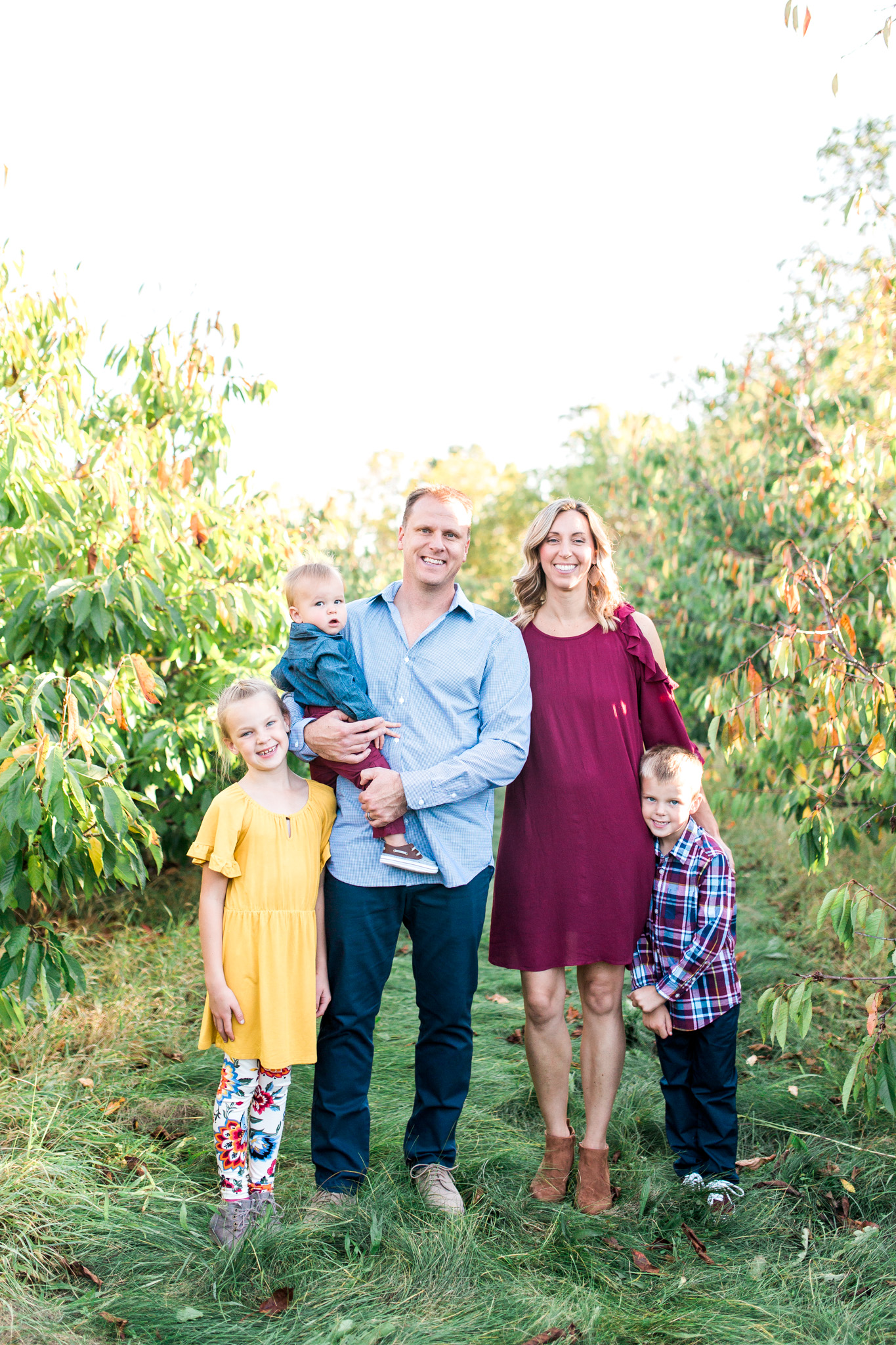 Fall Family Photos | Apple Orchard | Grand Rapids, Michigan