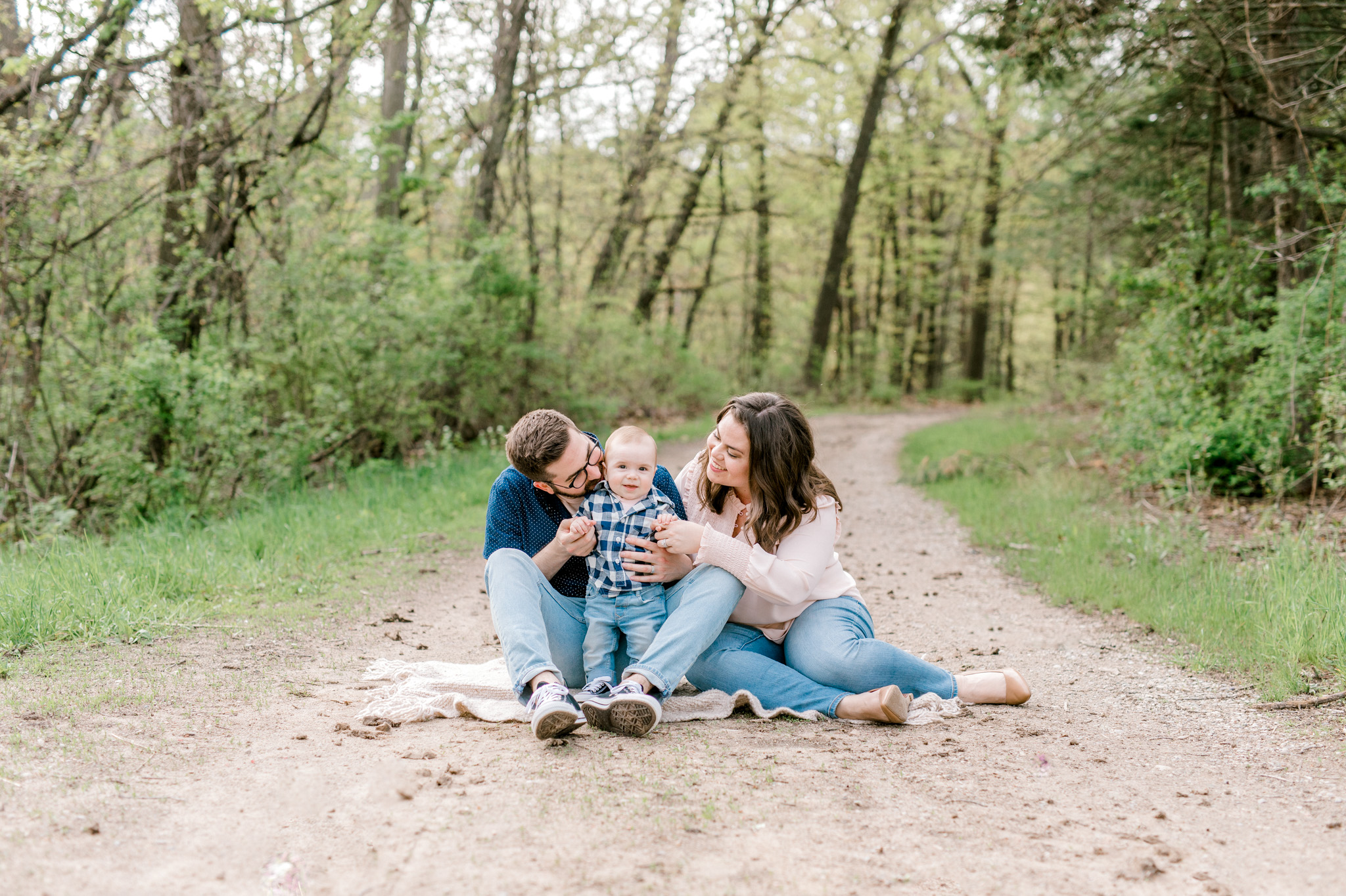 Spring Family Lifestyle Session at the Apple Orchard | Laurenda Marie Photography | Grand Rapids, Michigan
