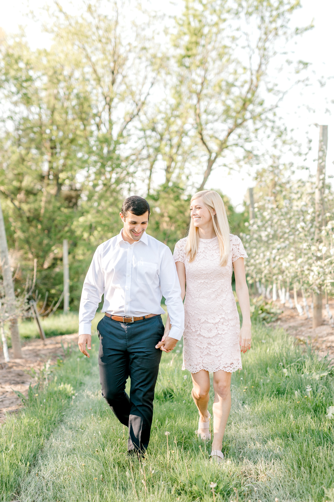 A sweet spring engagement session at the orchard | laurenda marie photography | west michigan weddings | west michigan engagement