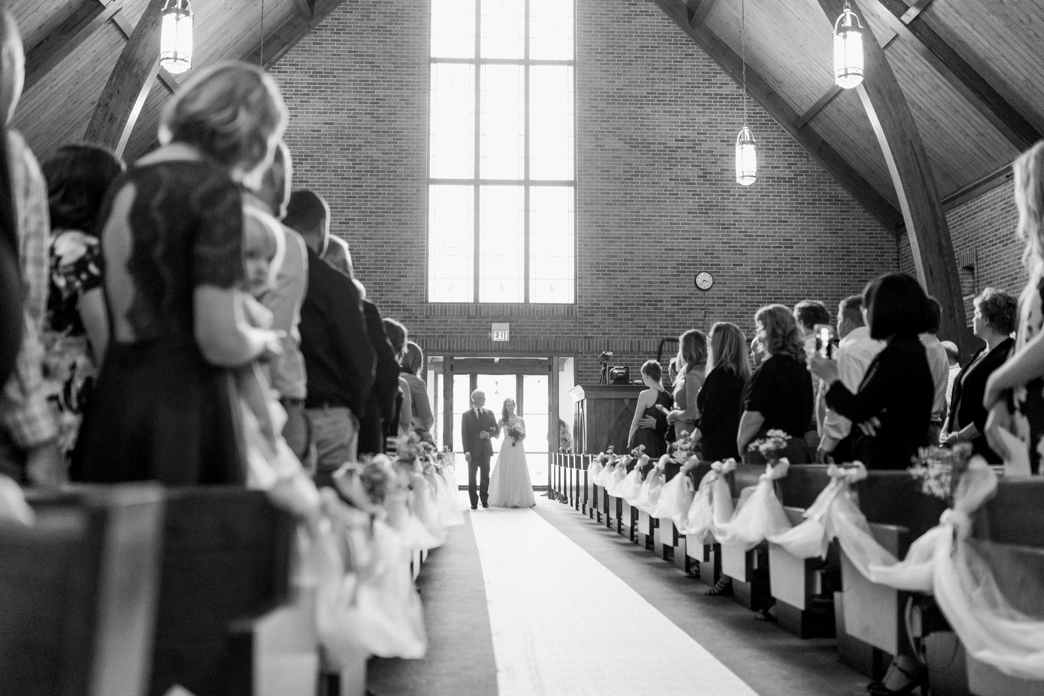 Beautiful Lavender Spring Wedding | Modern Bride | Laurenda Marie Photography | Michigan Weddings