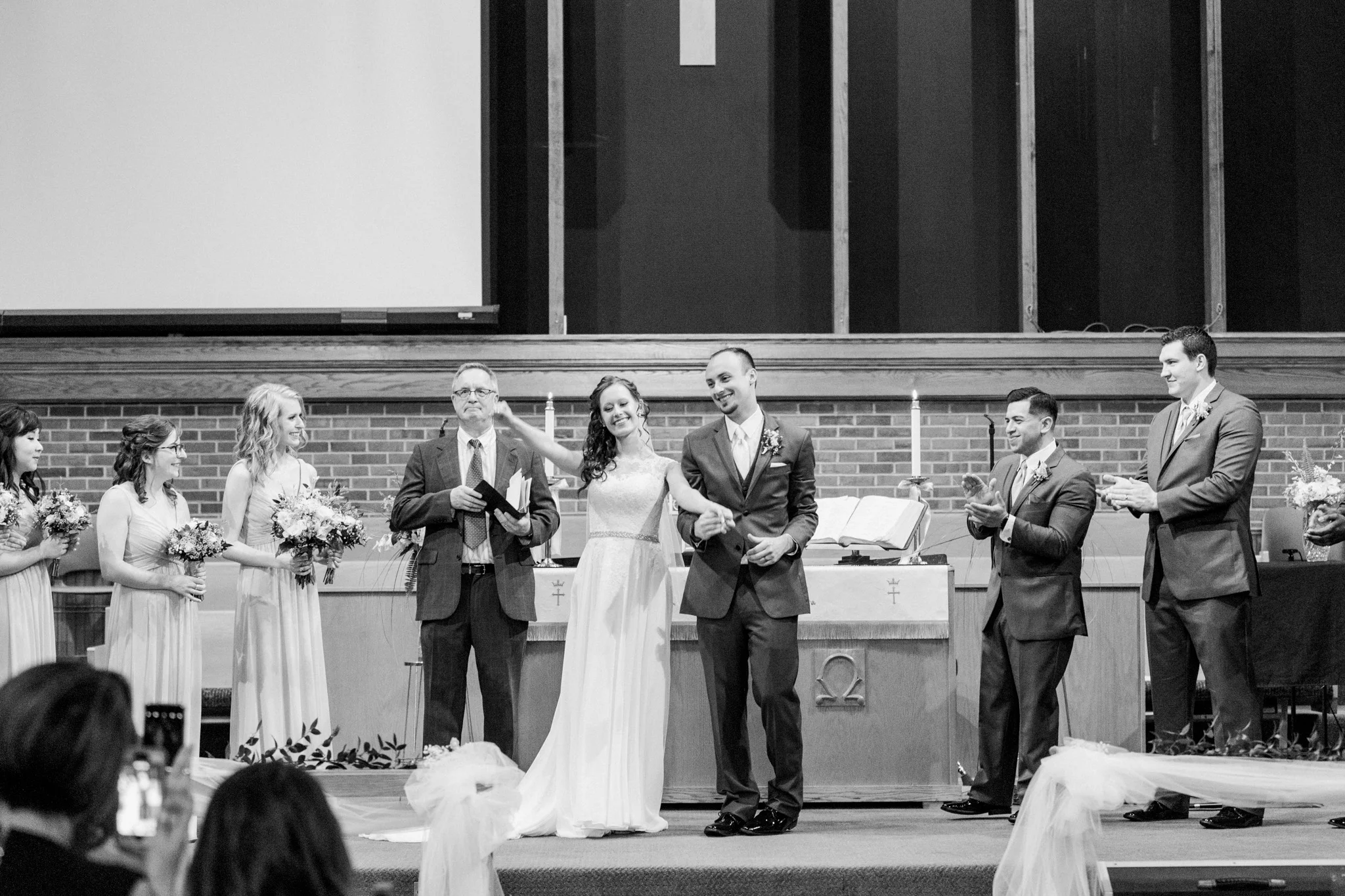 Beautiful Lavender Spring Wedding | Modern Bride | Laurenda Marie Photography | Michigan Weddings