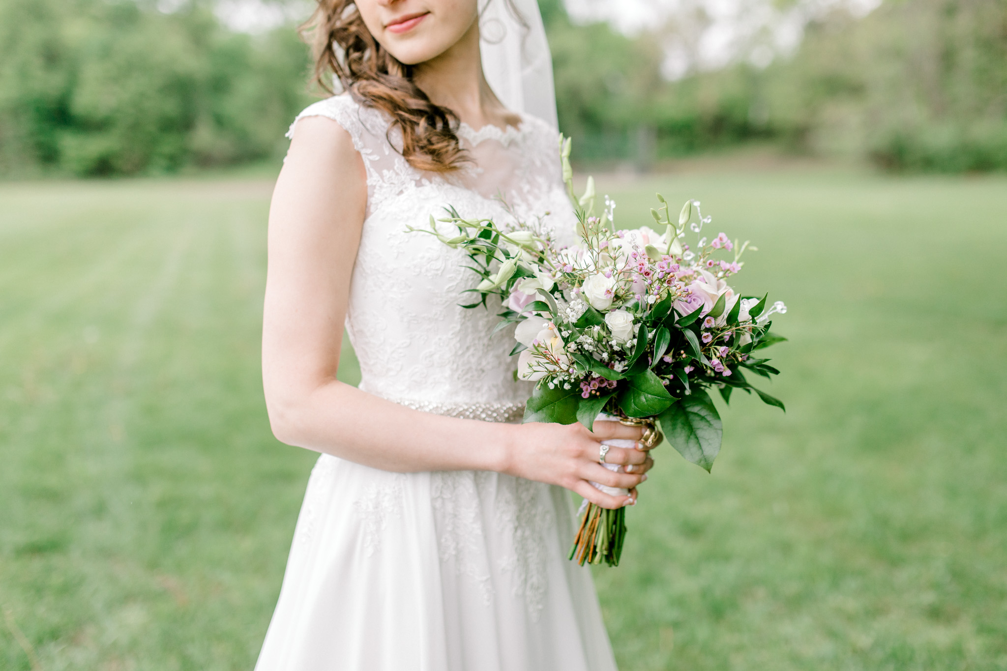 Beautiful Lavender Spring Wedding | Modern Bride | Laurenda Marie Photography | Michigan Weddings