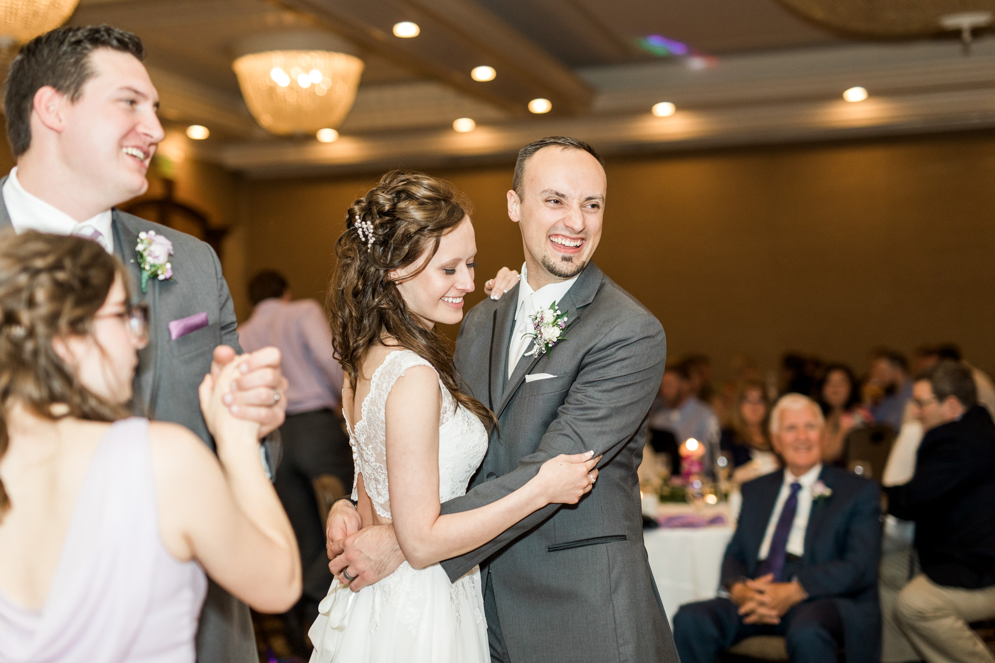 Beautiful Lavender Spring Wedding | Modern Bride | Laurenda Marie Photography | Michigan Weddings