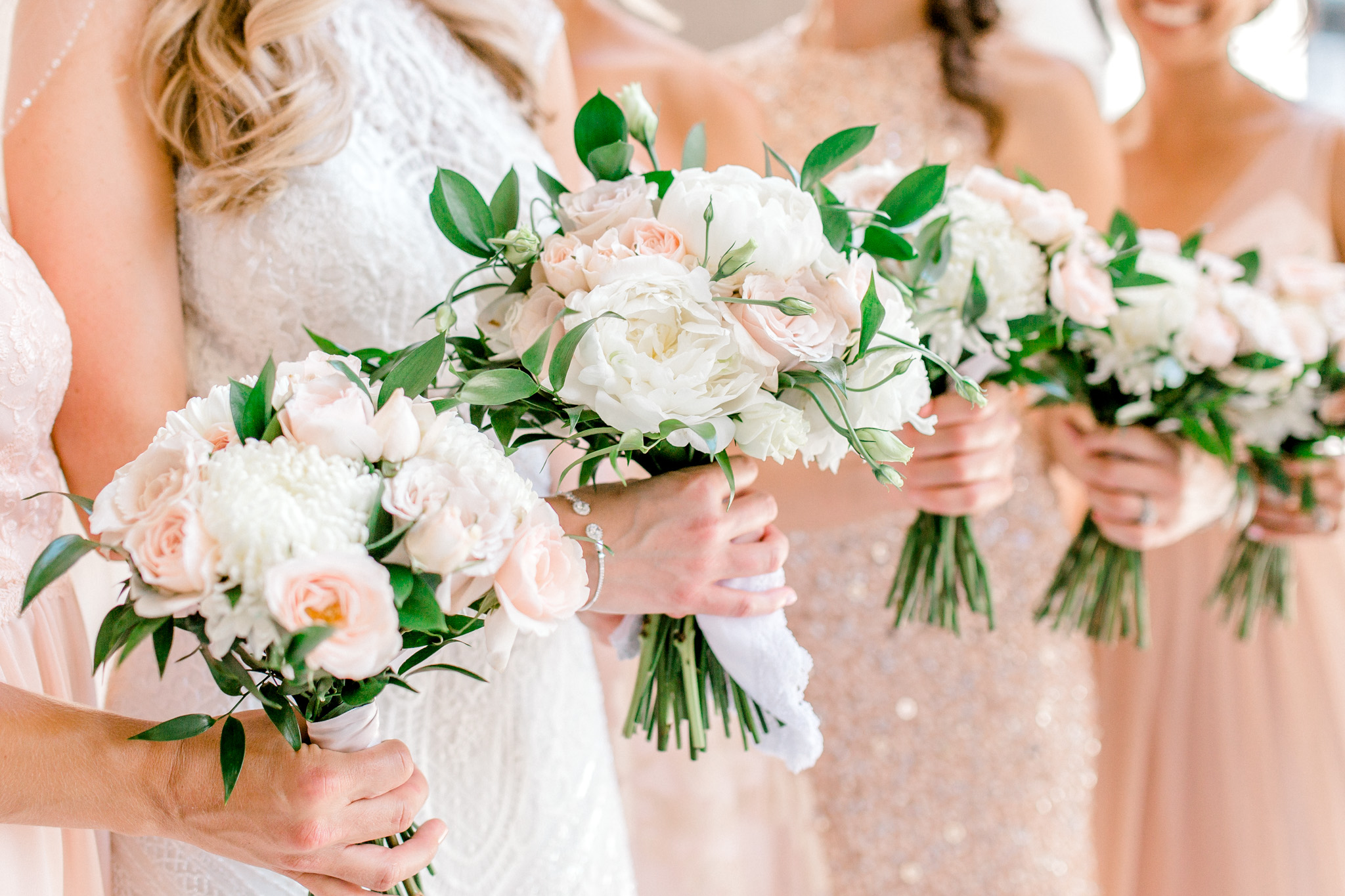 Elegant Blush Pink Country Club Wedding | Laurenda Marie Photography | Grand Rapids Michigan | West Michigan Wedding Photography