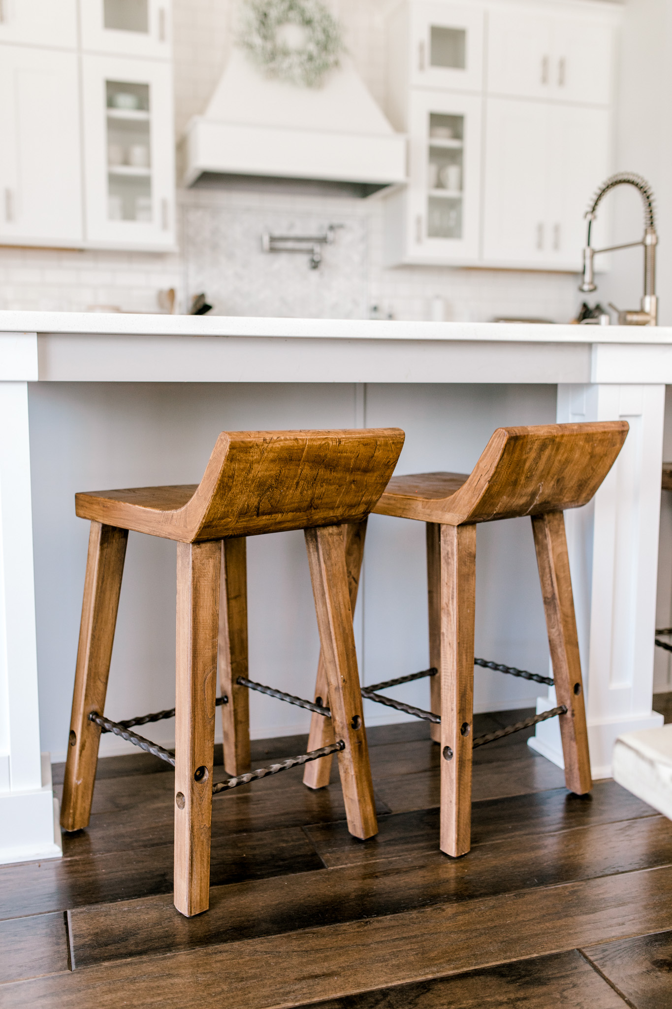 My White Modern Farmhouse Dream Kitchen | Industrial Kitchen | Fixer Upper Style Kitchen | Gray & White Kitchen | Apron Sink & Subway Tile