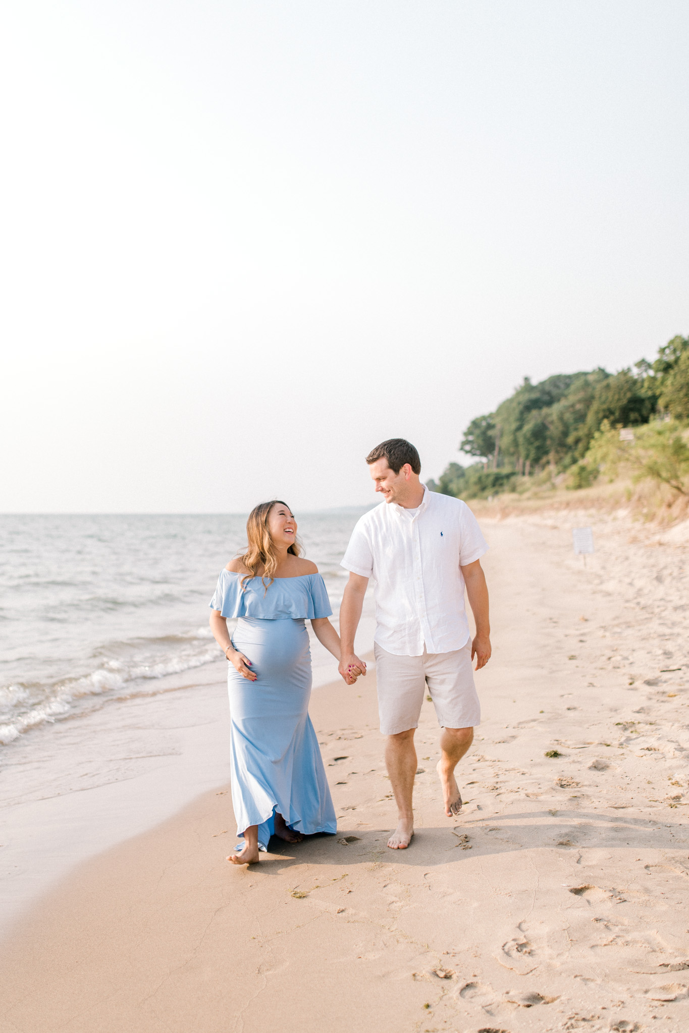 Baby Bump on the Beach | Jacques Family | Lake Michigan | Maternity Fashion | Laurenda Marie Photography