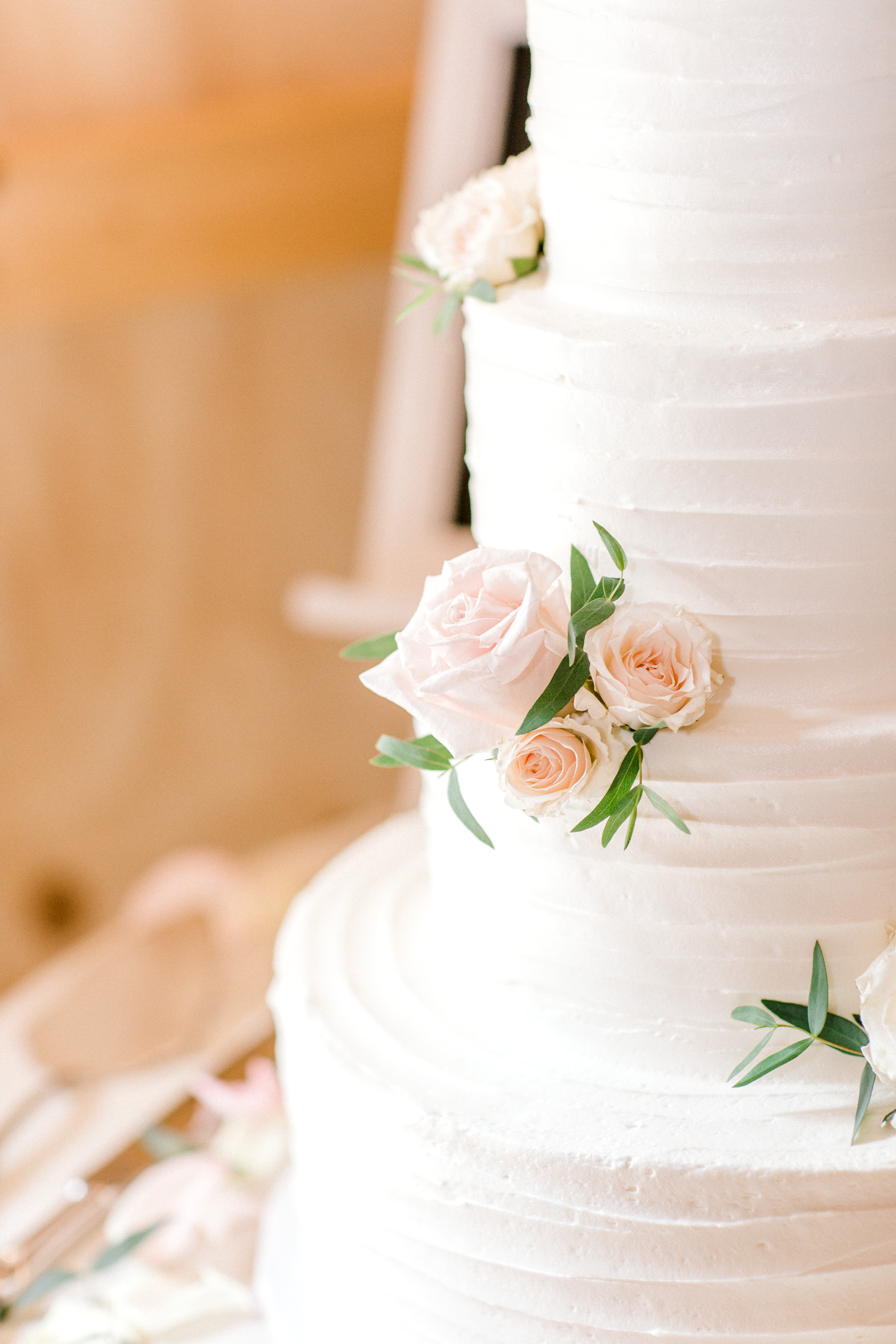 Timeless Wedding at Gable Hill Barn | Michigan Summer Wedding | Marcellus Michigan