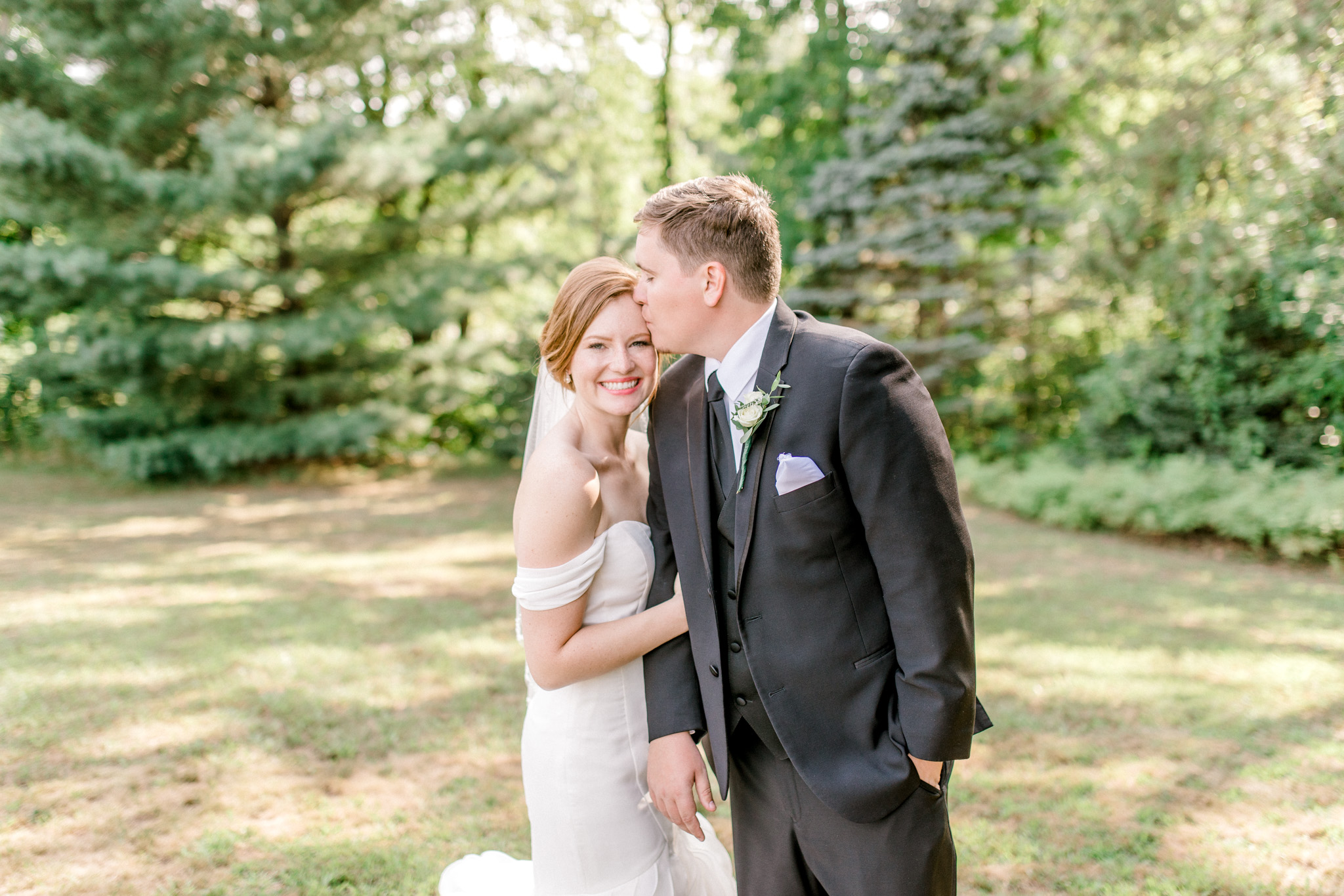 Timeless Wedding at Gable Hill Barn | Michigan Summer Wedding | Marcellus Michigan