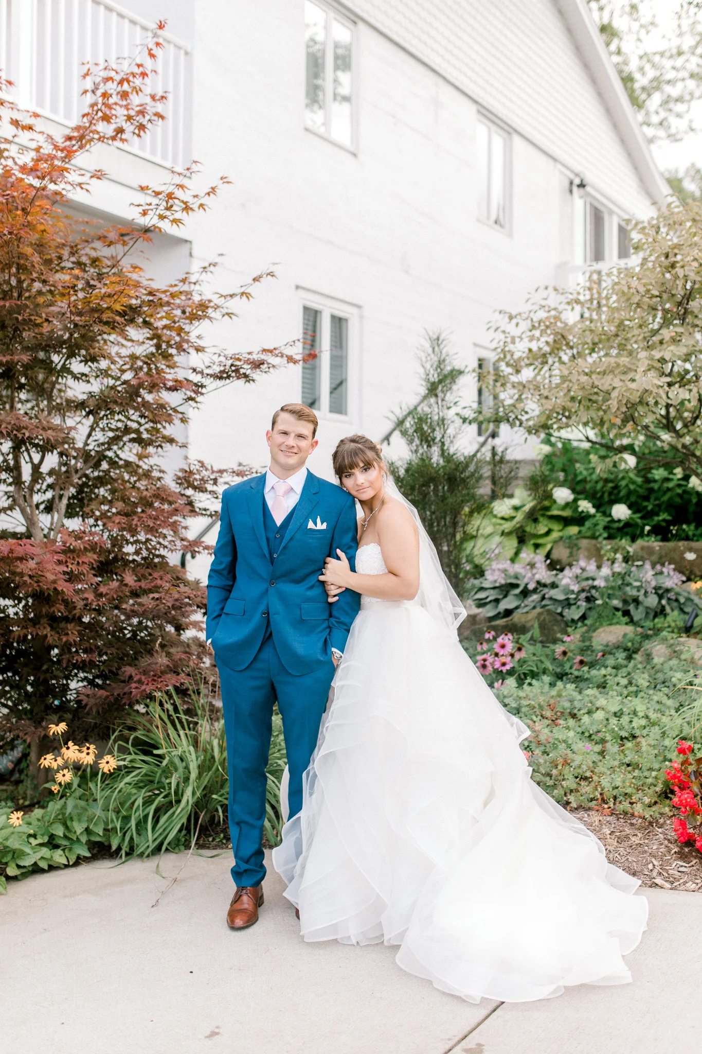 Dockside Wedding at the Bay Pointe Boat House | Rada + Ryan | Shelbyville, Michigan
