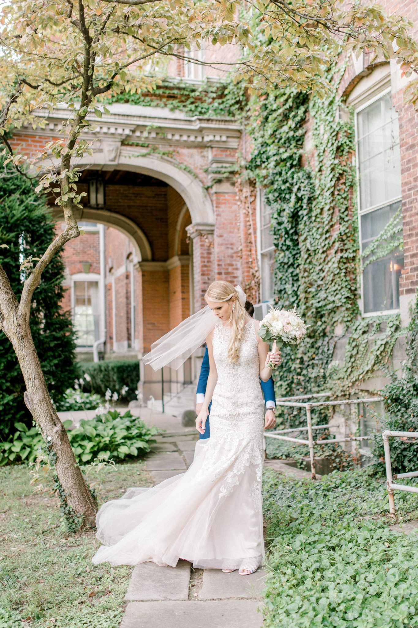 Elegant, Trendy Wedding in Detroit Michigan | Lace Wedding Gown and Royale Blue Tux | Floral Tie | Light & Airy Michigan Wedding Photographer